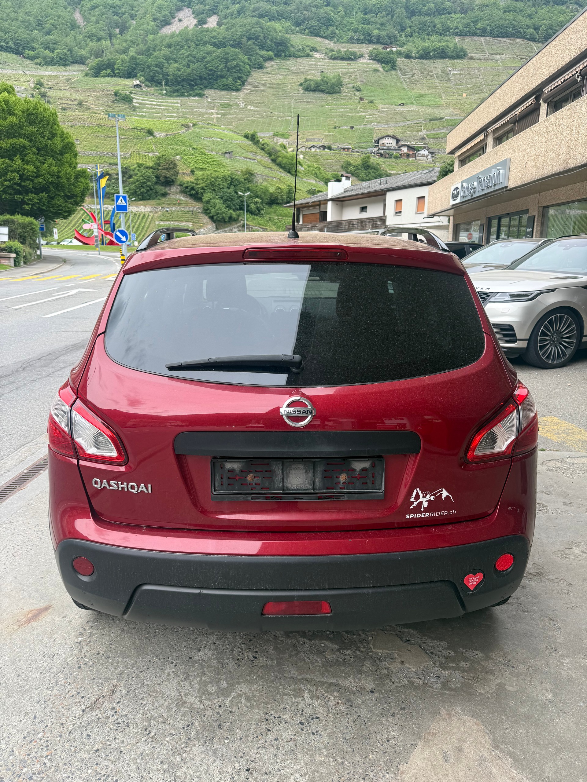 NISSAN Qashqai 2.0 4WD 360-image-3