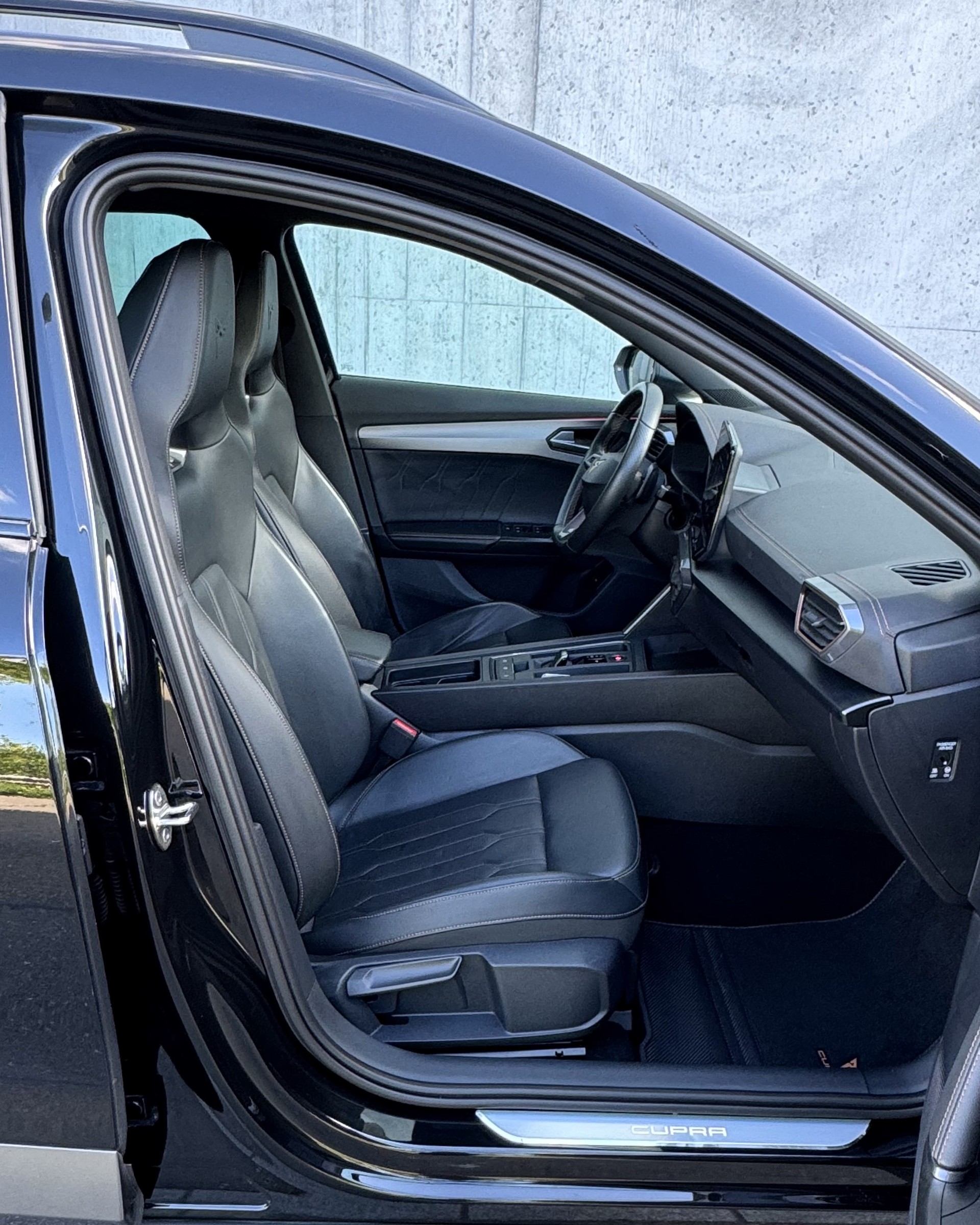 CUPRA Formentor 2.0TSI 4Drive Inicio DSG Herstellergarantie | CH FZ-image-13