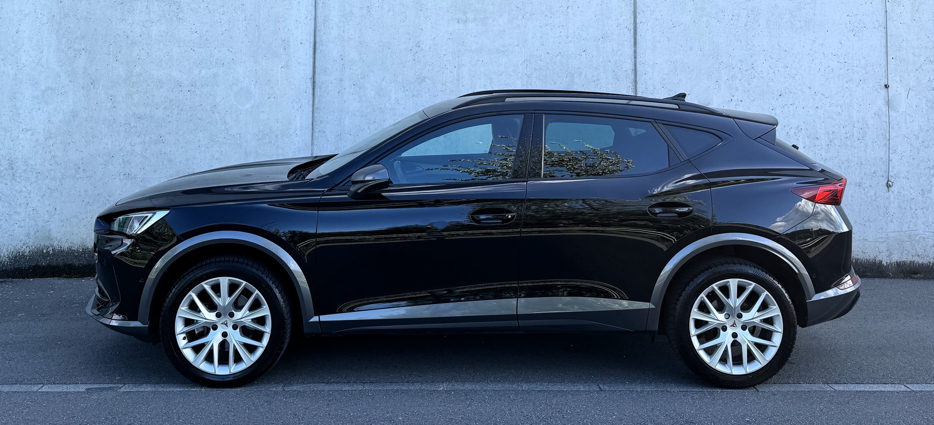 CUPRA Formentor 2.0TSI 4Drive Inicio DSG Herstellergarantie | CH FZ-image-2