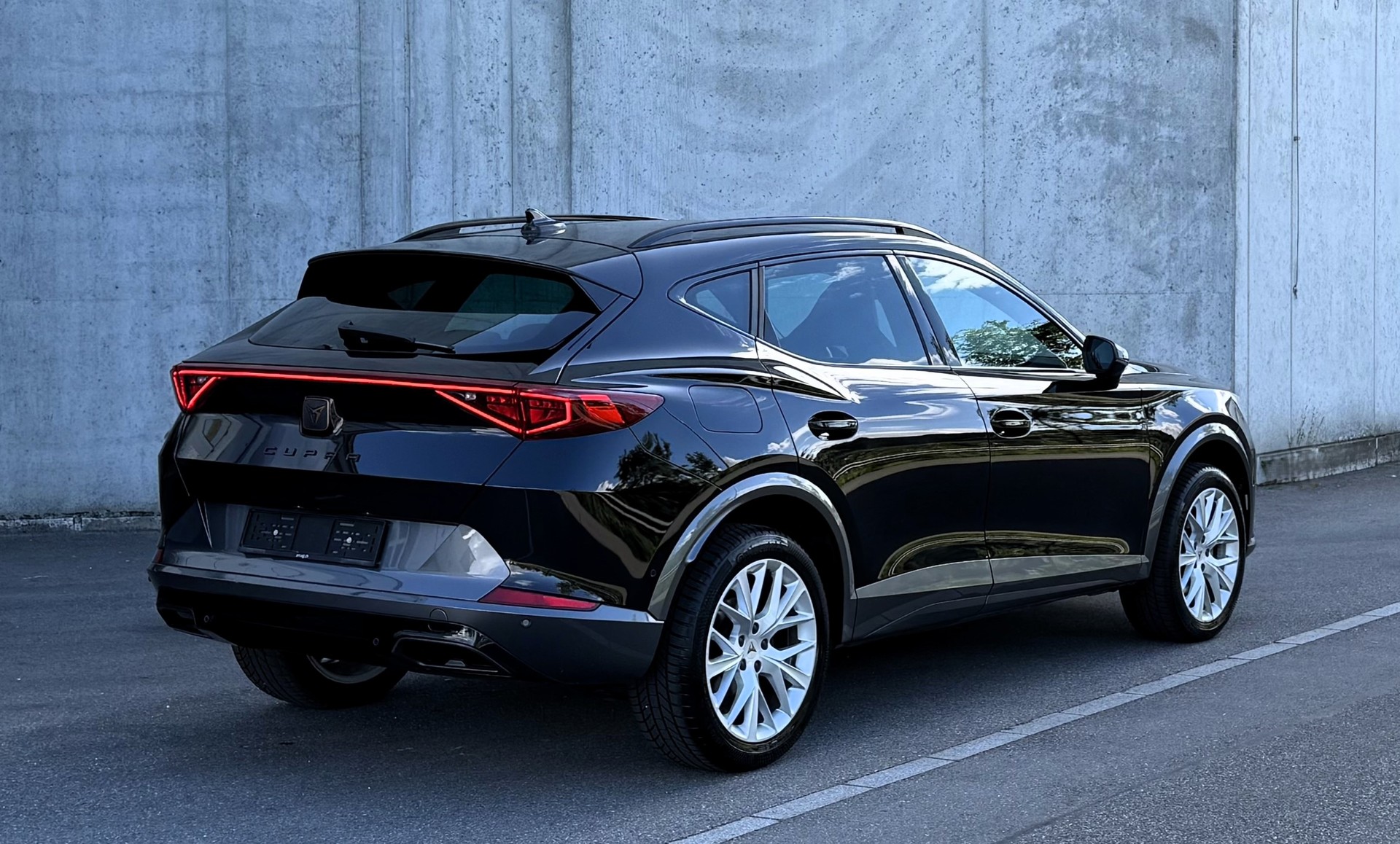 CUPRA Formentor 2.0TSI 4Drive Inicio DSG Herstellergarantie | CH FZ-image-11
