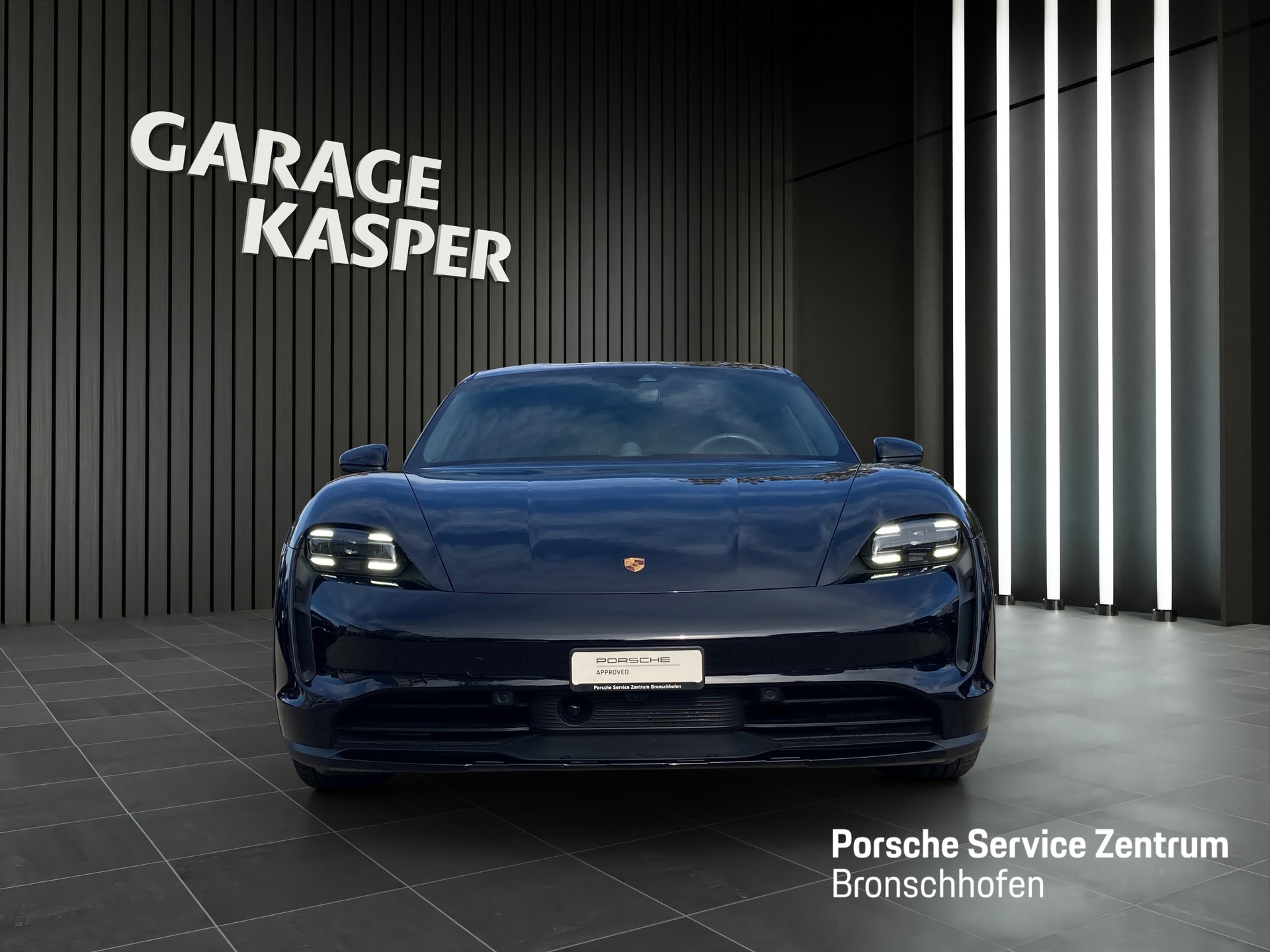 PORSCHE Taycan 4 Cross Turismo-image-8