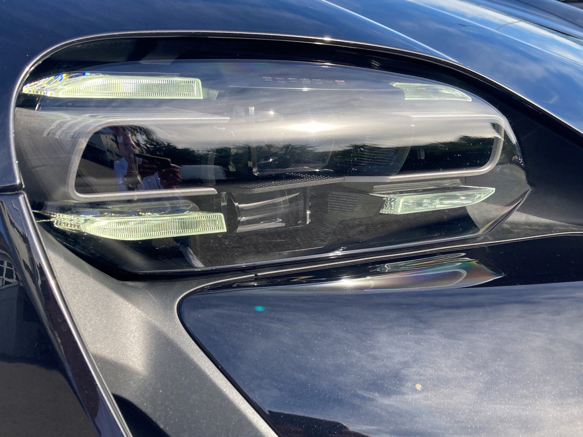 PORSCHE Taycan 4 Cross Turismo-image-25