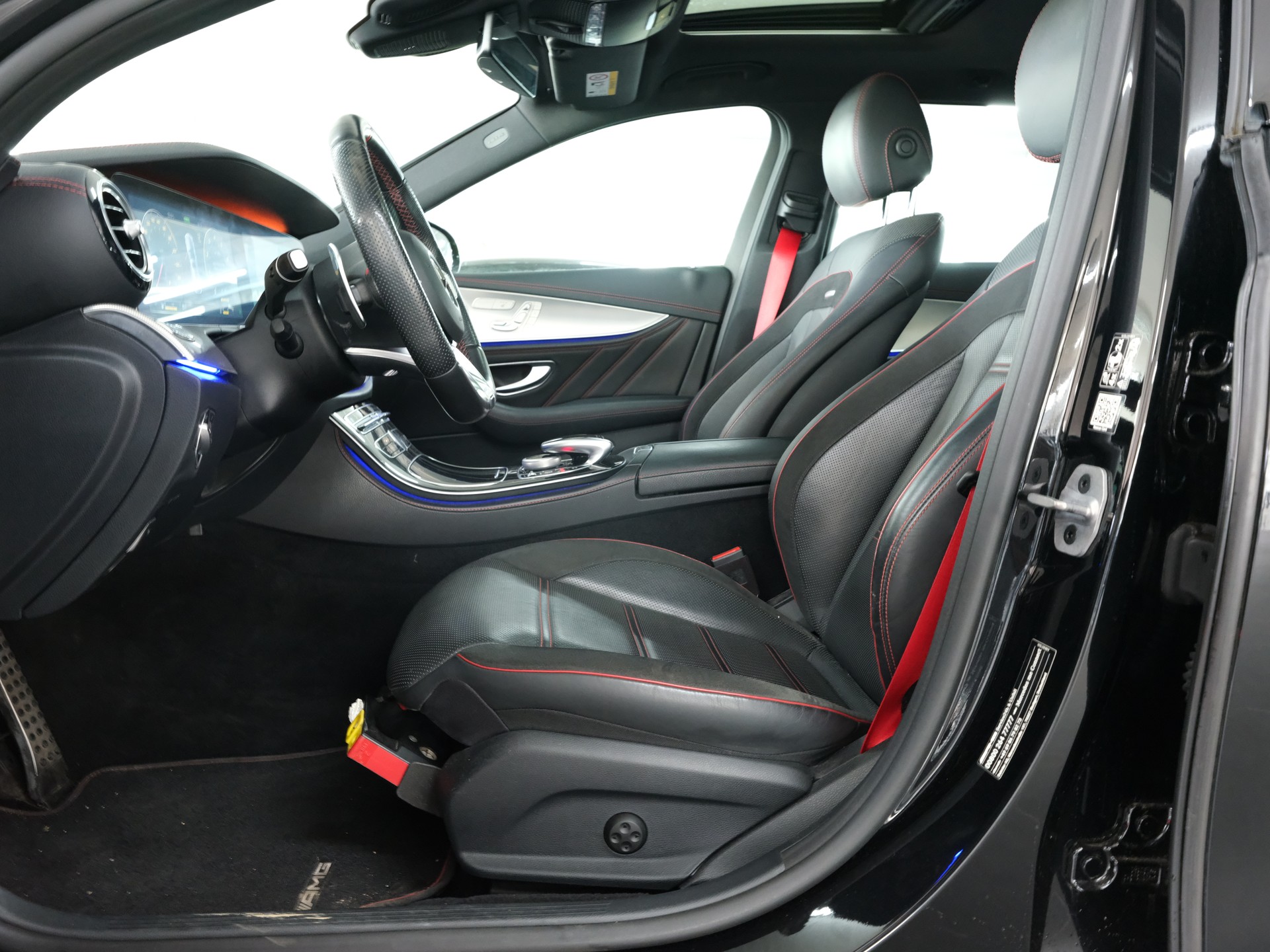 MERCEDES-BENZ E 53 AMG 4Matic 9G-Tronic *Edition One* *Memory Packet* *Panorama*-image-21