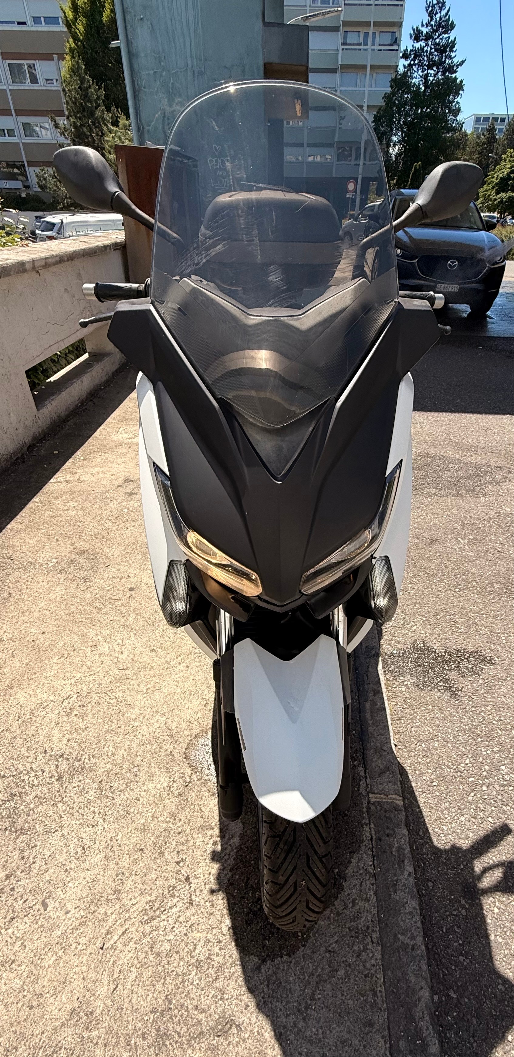 YAMAHA X-Max YP 250 R ABS-image-3