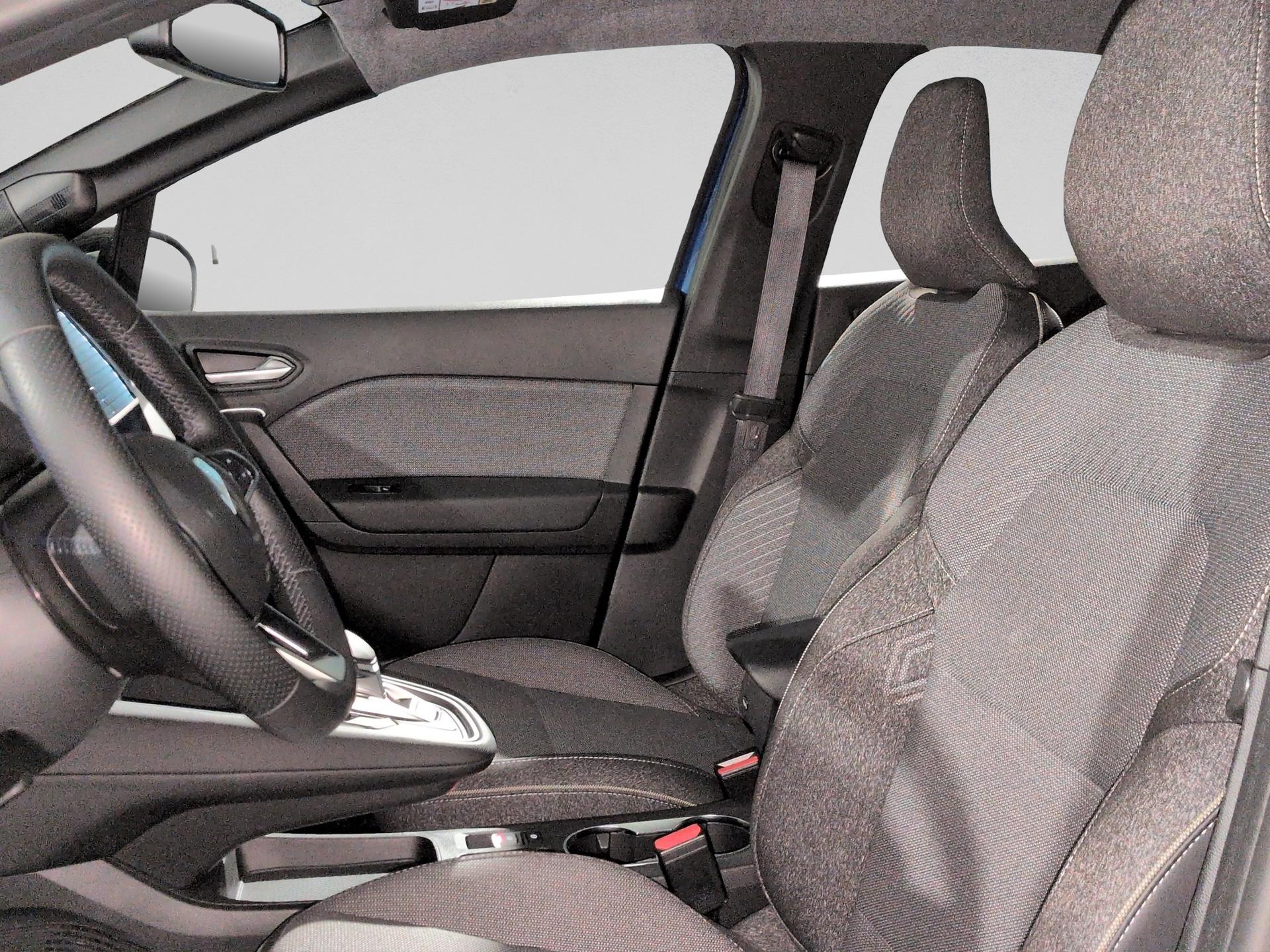 RENAULT Captur 1.6 E-Tech 145 Techno DHT-image-8