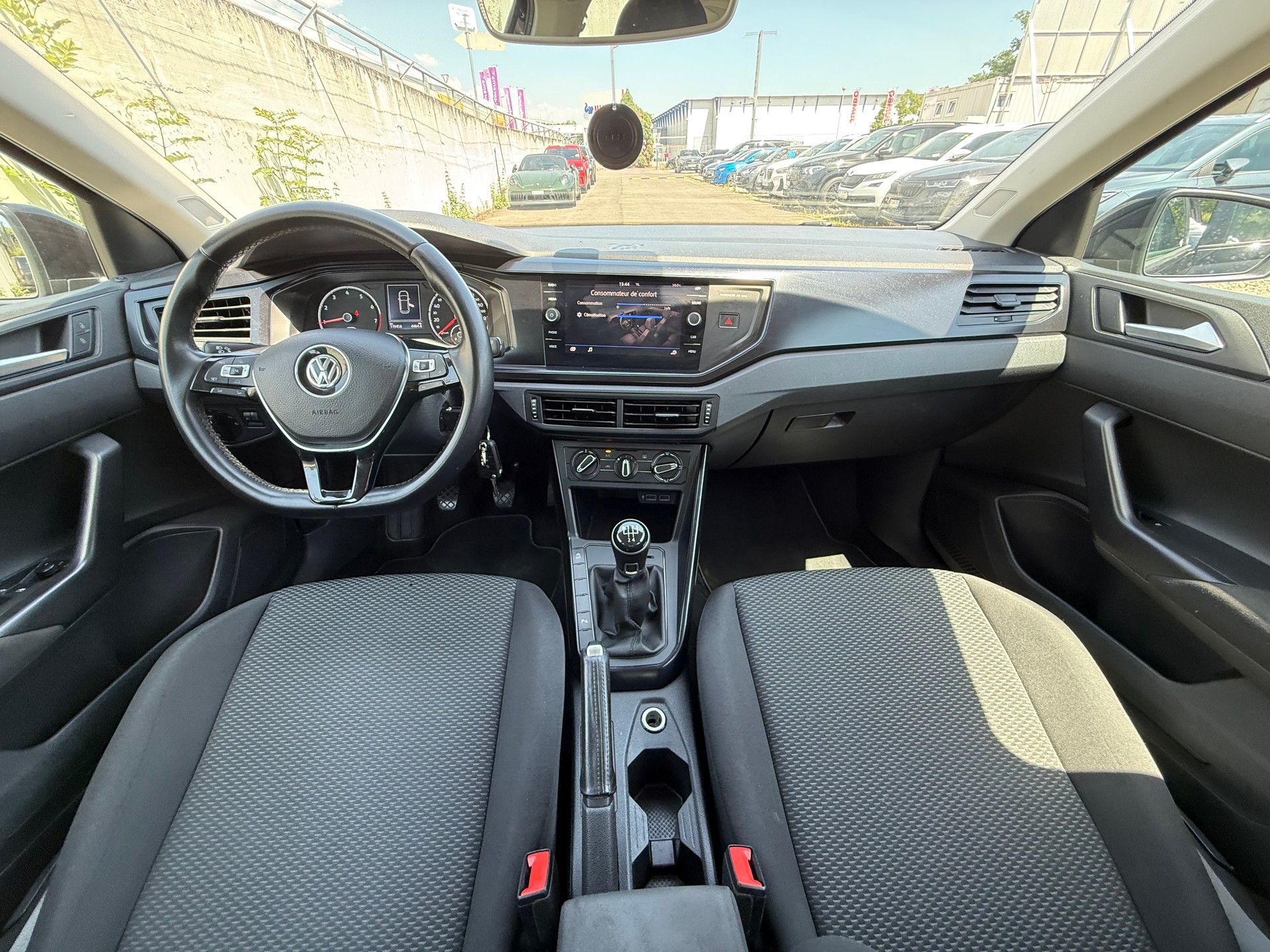 VW Polo 1.0 TSI BMT Comfortline-image-11