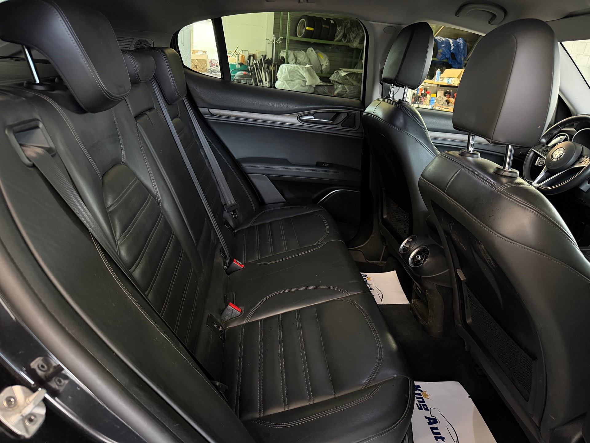 ALFA ROMEO Stelvio 2.0 First Edition Q4 Automatic | CH-Auto | Navi | Leder-image-9
