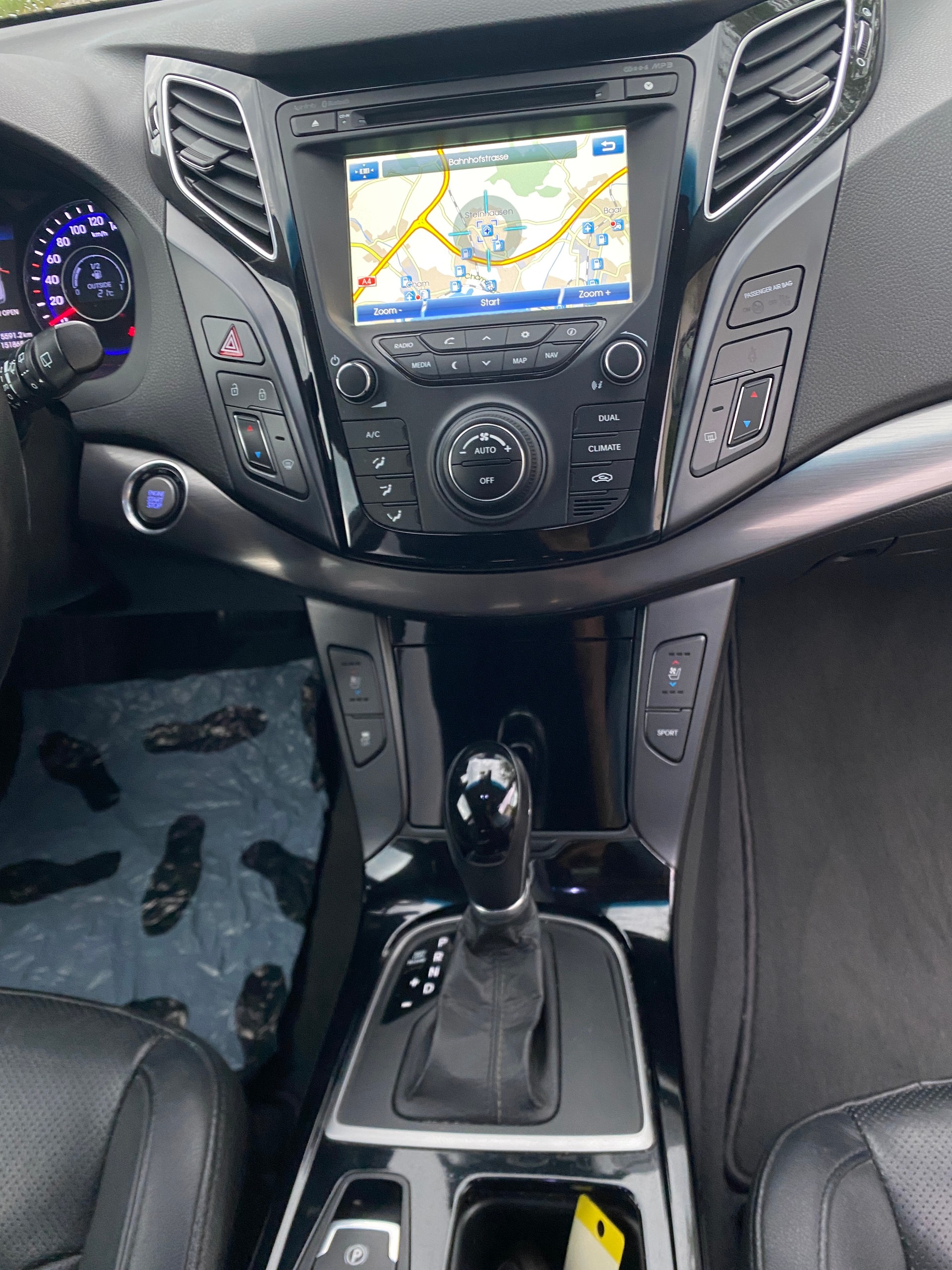 HYUNDAI i40 Wagon 1.7 CRDI Premium Automatic-image-10