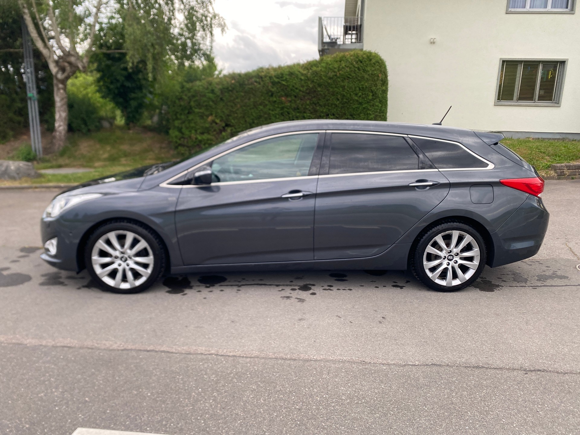 HYUNDAI i40 Wagon 1.7 CRDI Premium Automatic-image-4