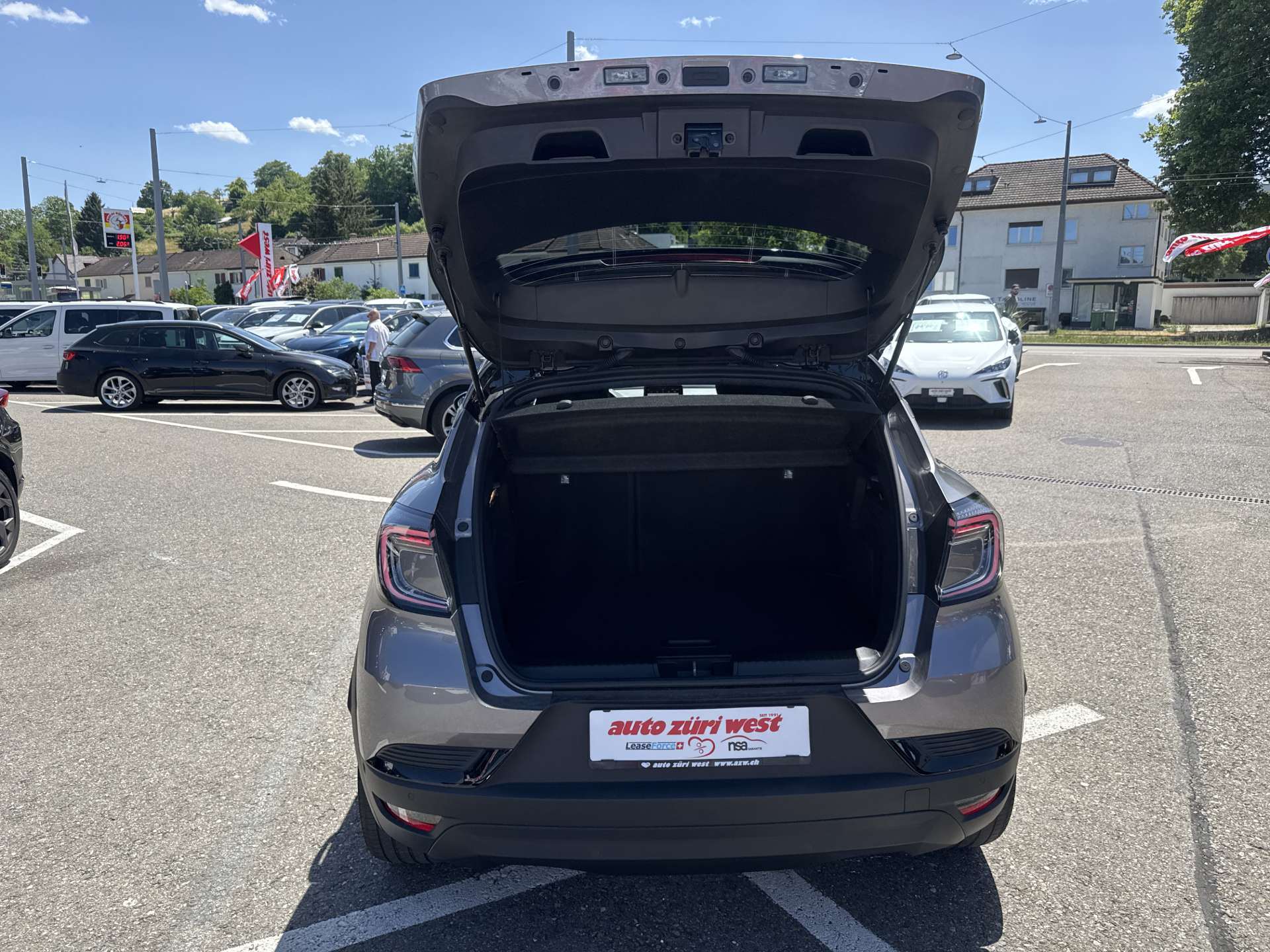 RENAULT Captur 1.8 E-Tech 160 Techno DHT-Automat-image-7