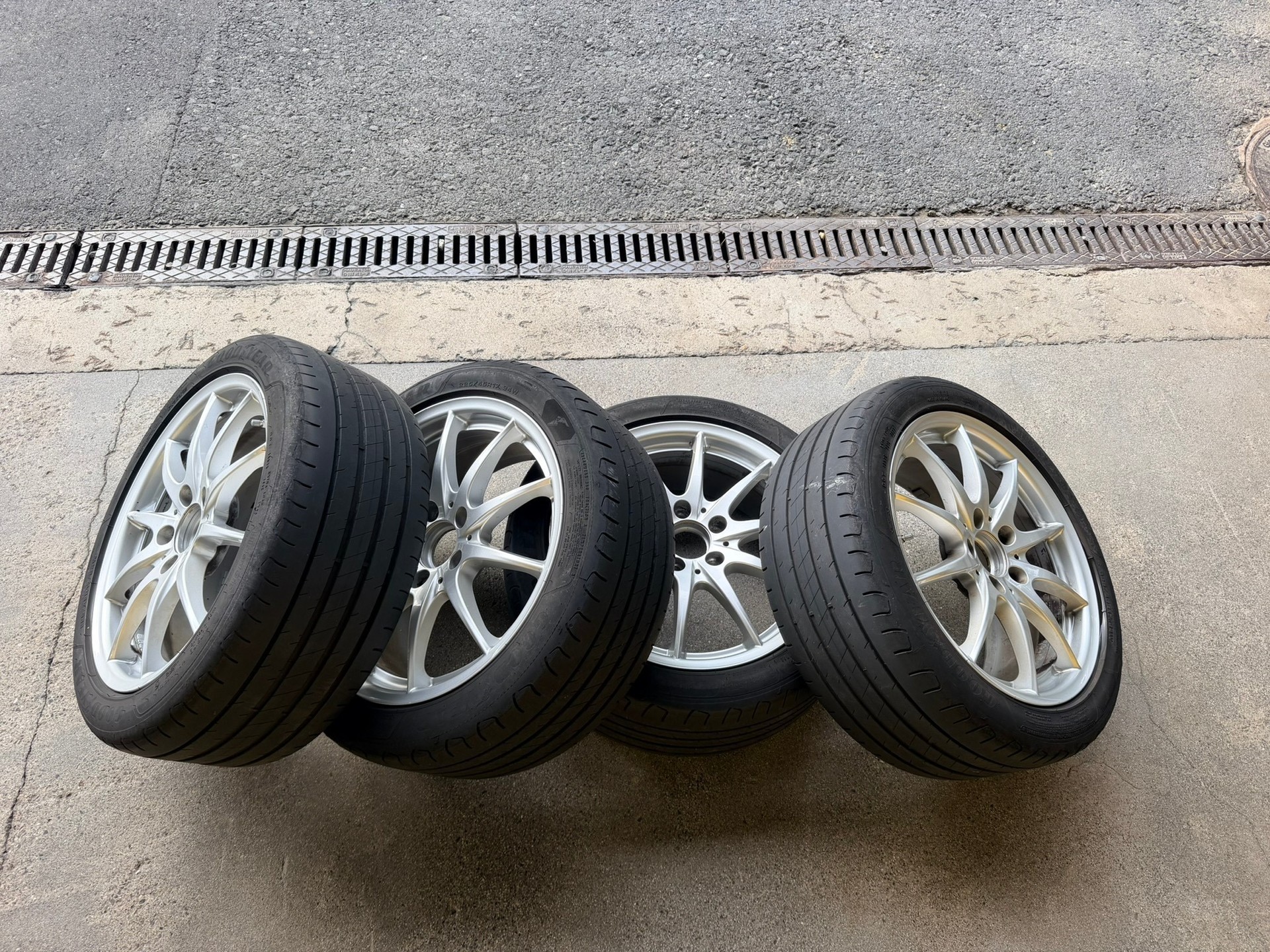 MERCEDES-BENZ B 220 CDI Style 4Matic 7G-DCT-image-15