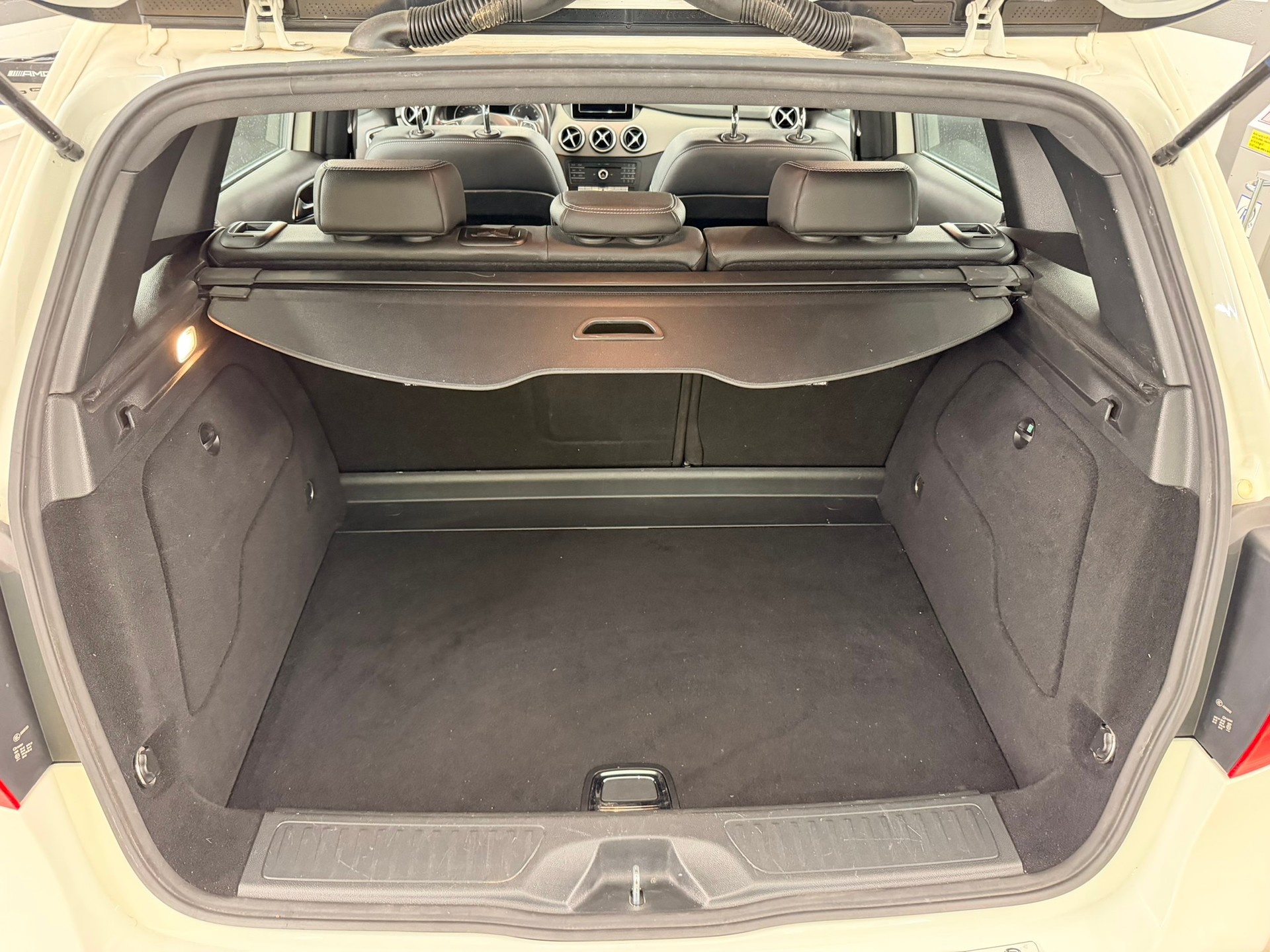 MERCEDES-BENZ B 220 CDI Style 4Matic 7G-DCT-image-6