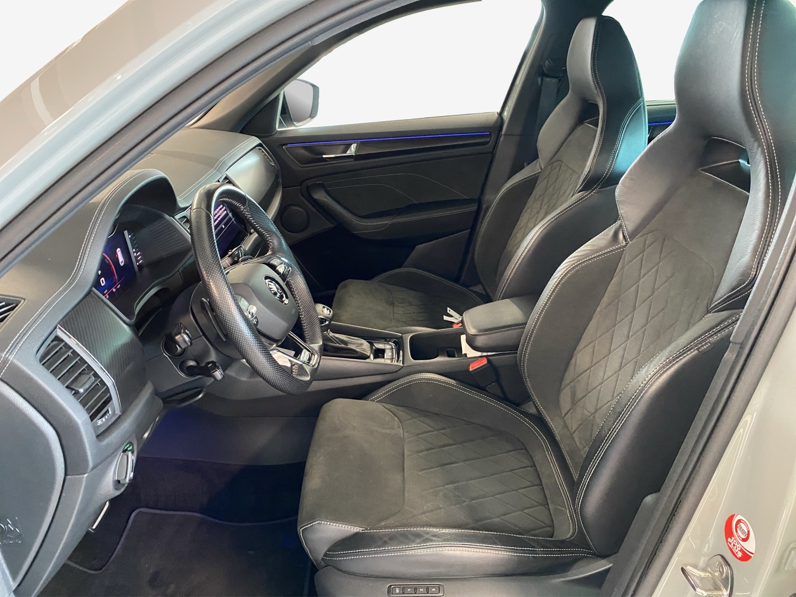SKODA Kodiaq 2.0 TSI 4x4 SportLine-image-7