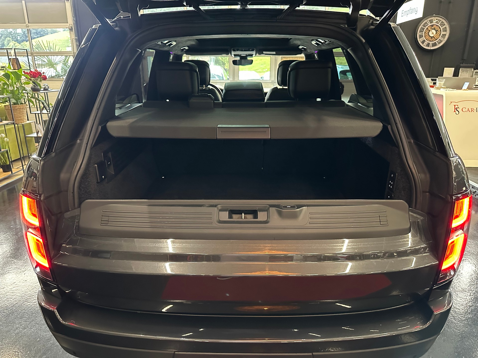 LAND ROVER Range Rover 4.4 SDV8 Autobiography Automatic-image-31