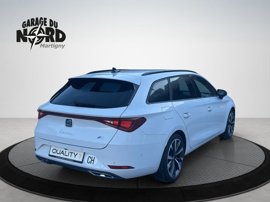 SEAT Leon ST 1.5 eTSI mHEV DSG FR-image-5