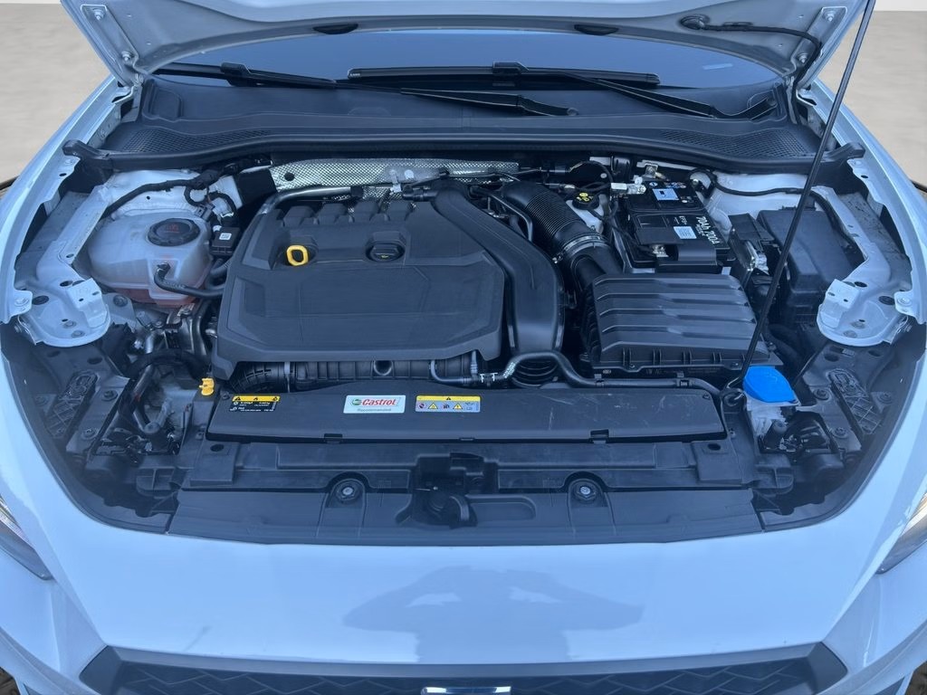 SEAT Leon ST 1.5 eTSI mHEV DSG FR-image-15