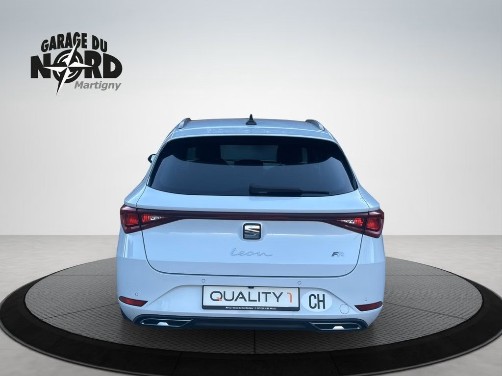 SEAT Leon ST 1.5 eTSI mHEV DSG FR-image-4
