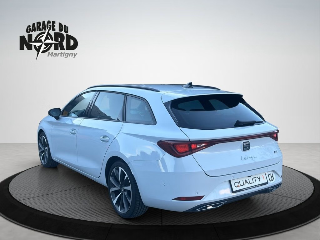 SEAT Leon ST 1.5 eTSI mHEV DSG FR-image-3