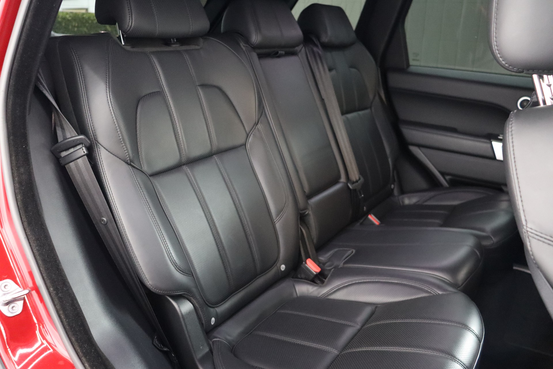 LAND ROVER RANGE ROVER SPORT 4.4 SDV8 AUTOBIOGRAPHY DYNAMIC A ** SVR UMBAU ** CUSTOM FELGEN ** MATTSCHWARZ **-image-17