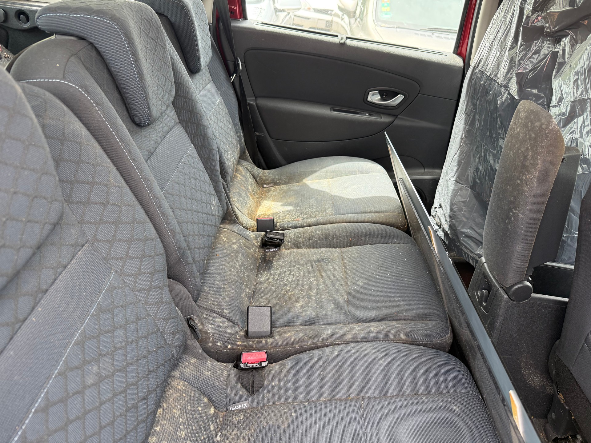 RENAULT Grand Scénic 1.6 16V Expression-image-9