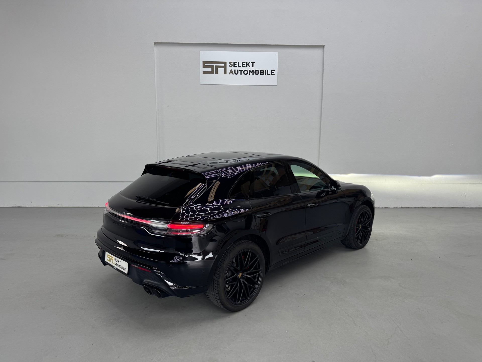 PORSCHE Macan GTS PDK | Facelift | Porsche Approved-image-5