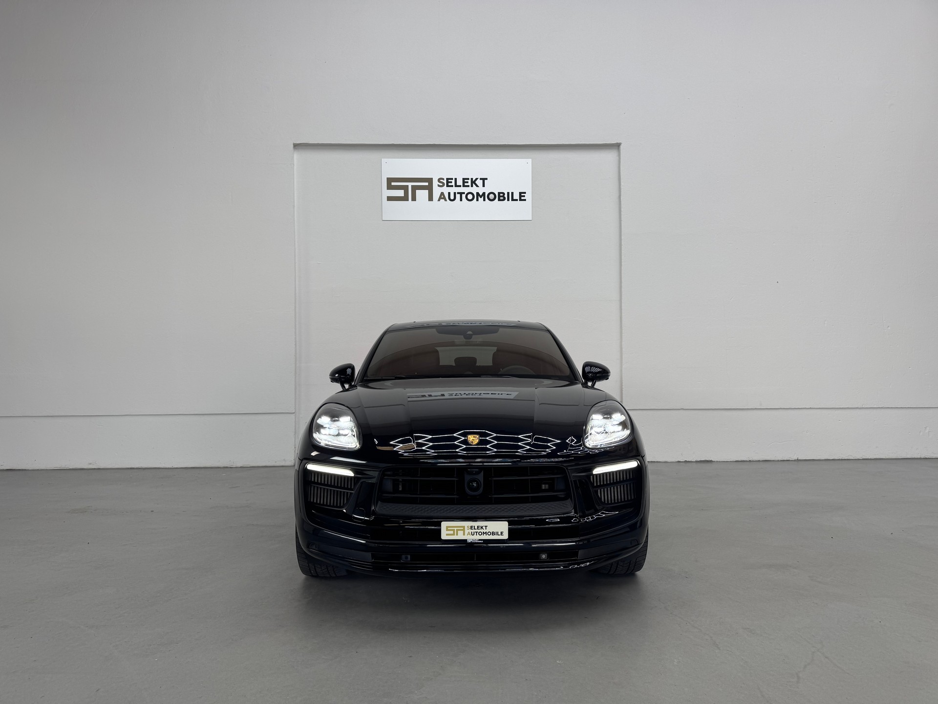 PORSCHE Macan GTS PDK | Facelift | Porsche Approved-showroom-element-2