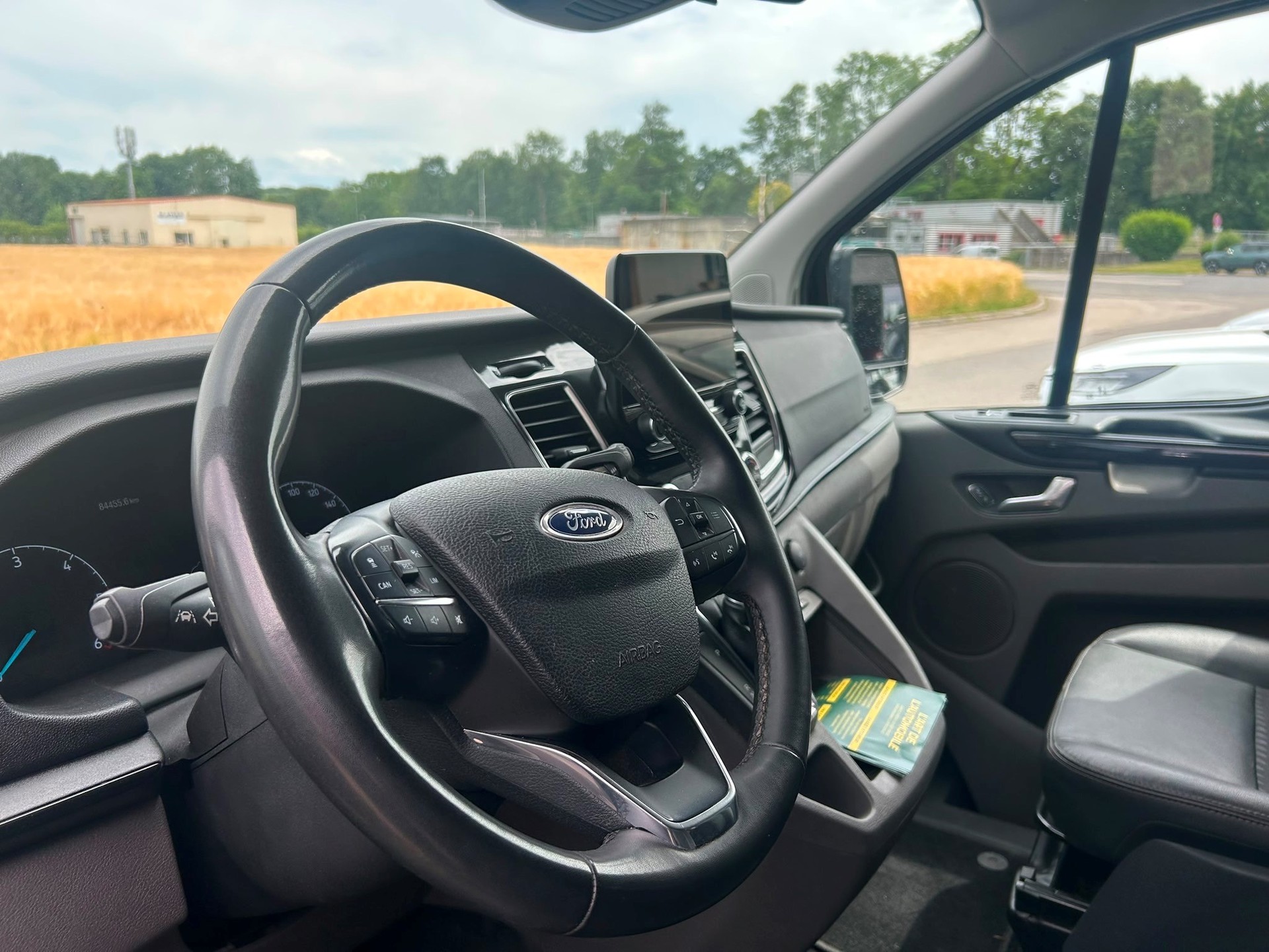 FORD Tourneo Custom 320 L1H1 Sport A-image-4