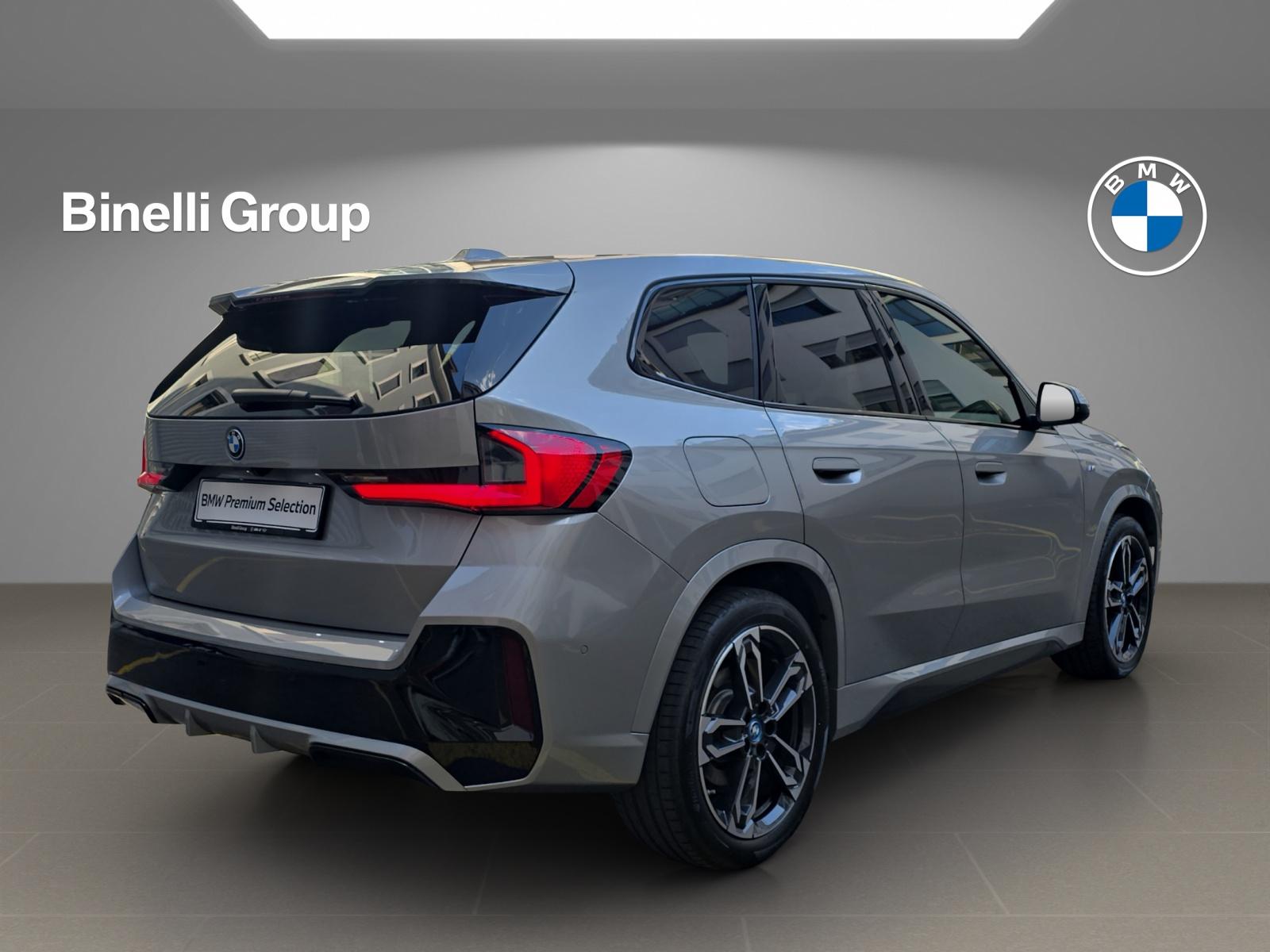 BMW iX1 30 xDrive M-Sport Paket-image-5