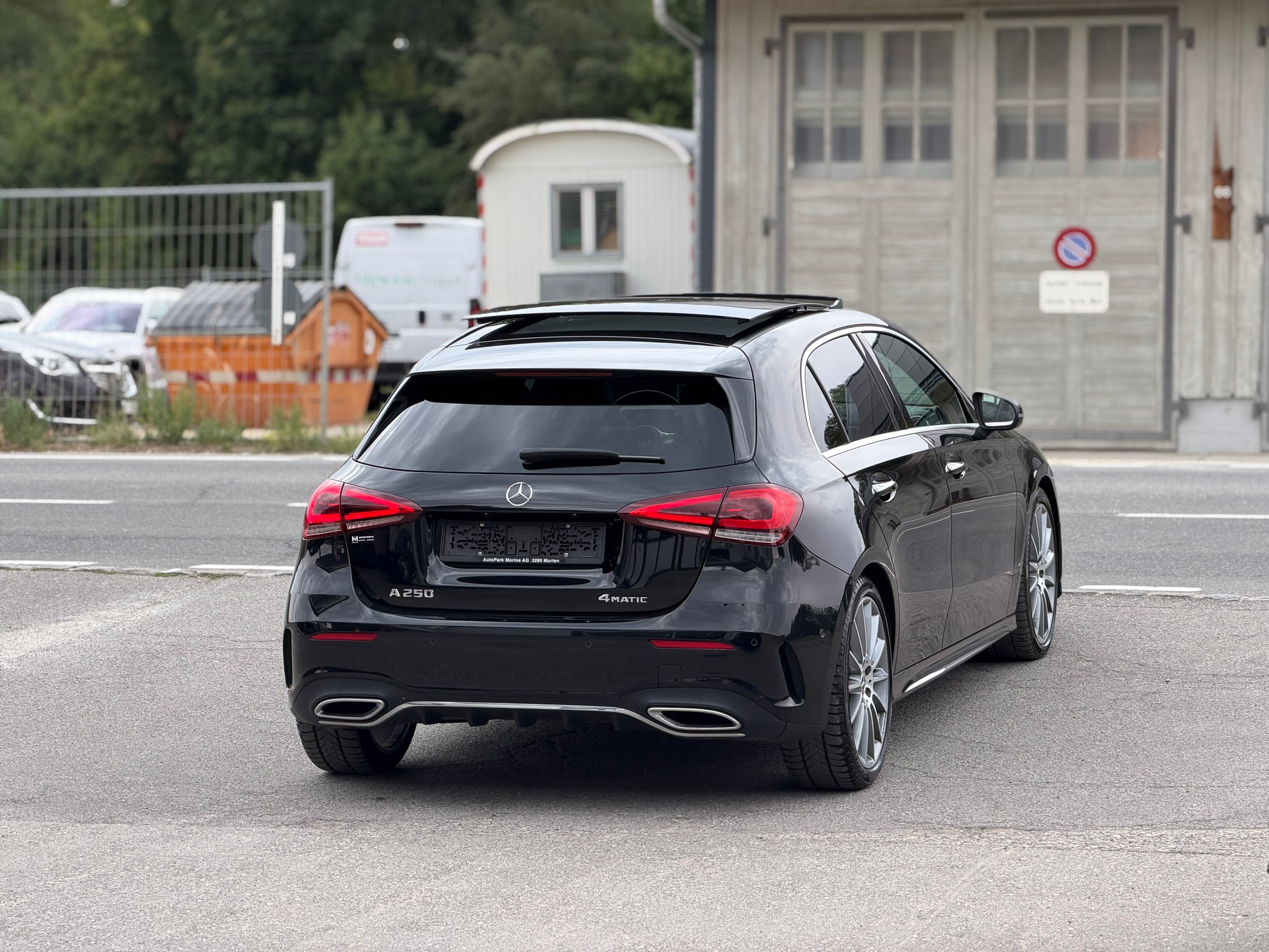 MERCEDES-BENZ A 250 4Matic AMG Line 4Matic 7G-DCT-image-4