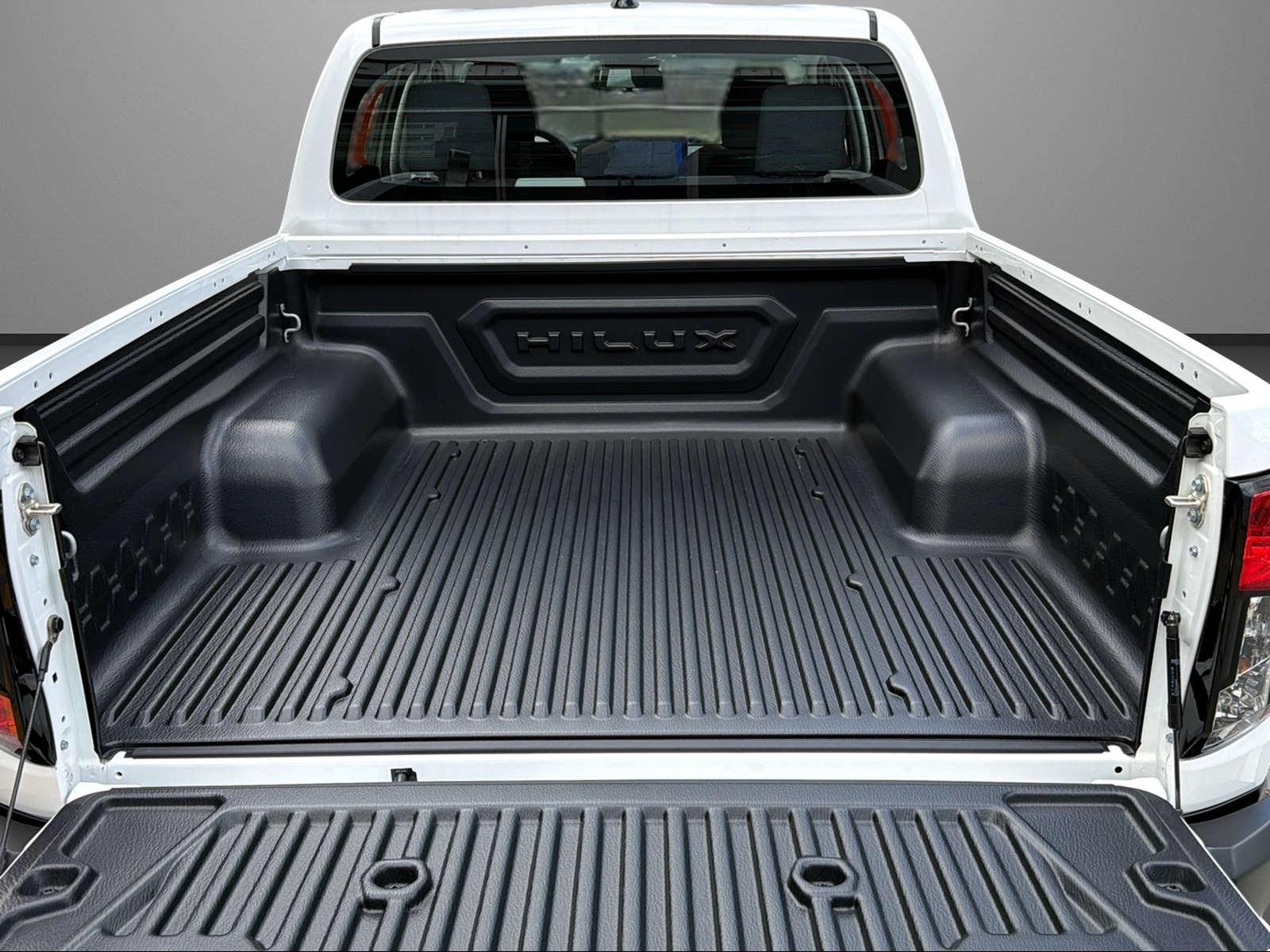 TOYOTA Hilux Double Cab.-Pick-up 59KWh Comfort-image-5