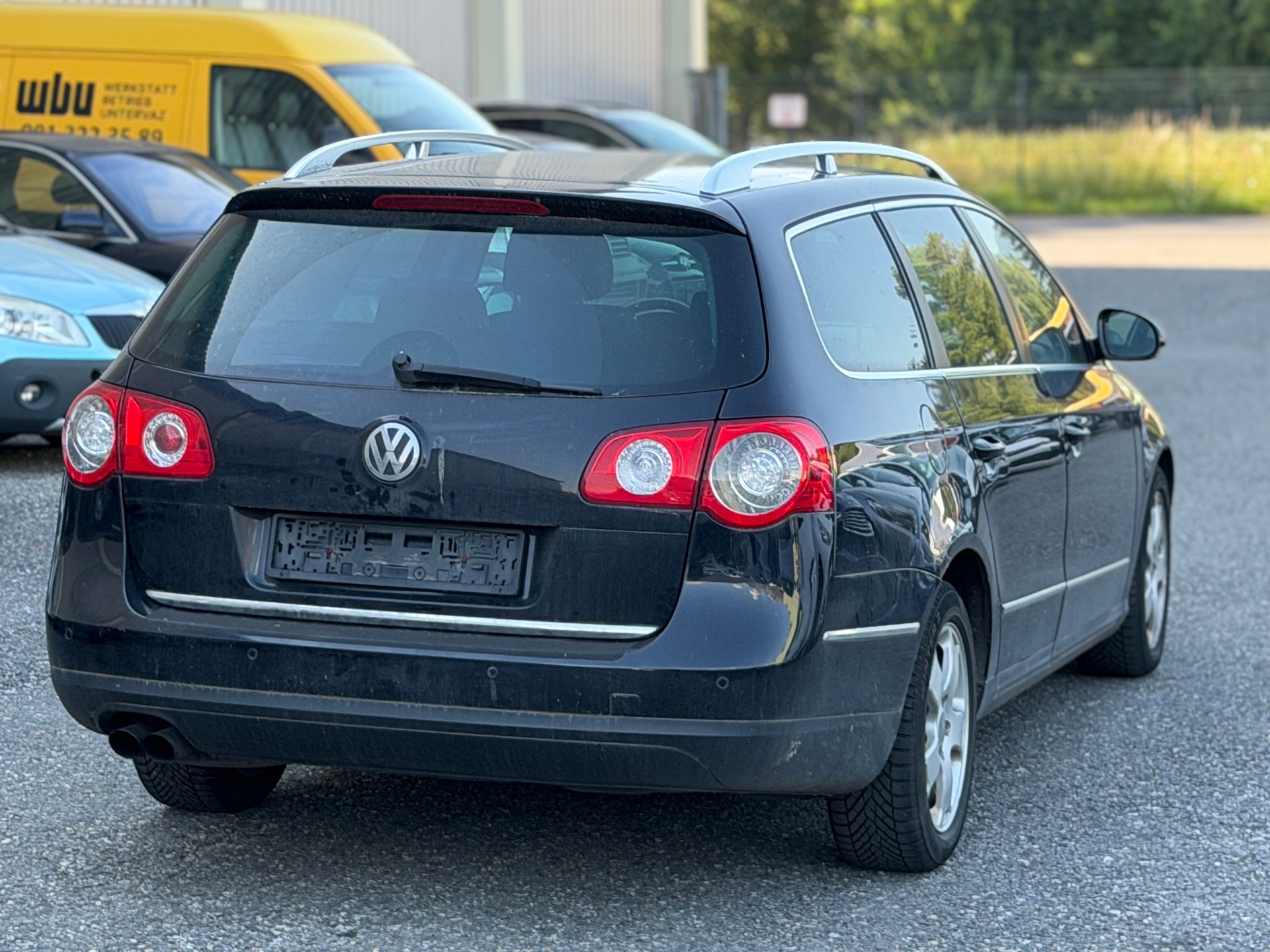 VW Passat Variant 2.0T FSI Highline-image-5