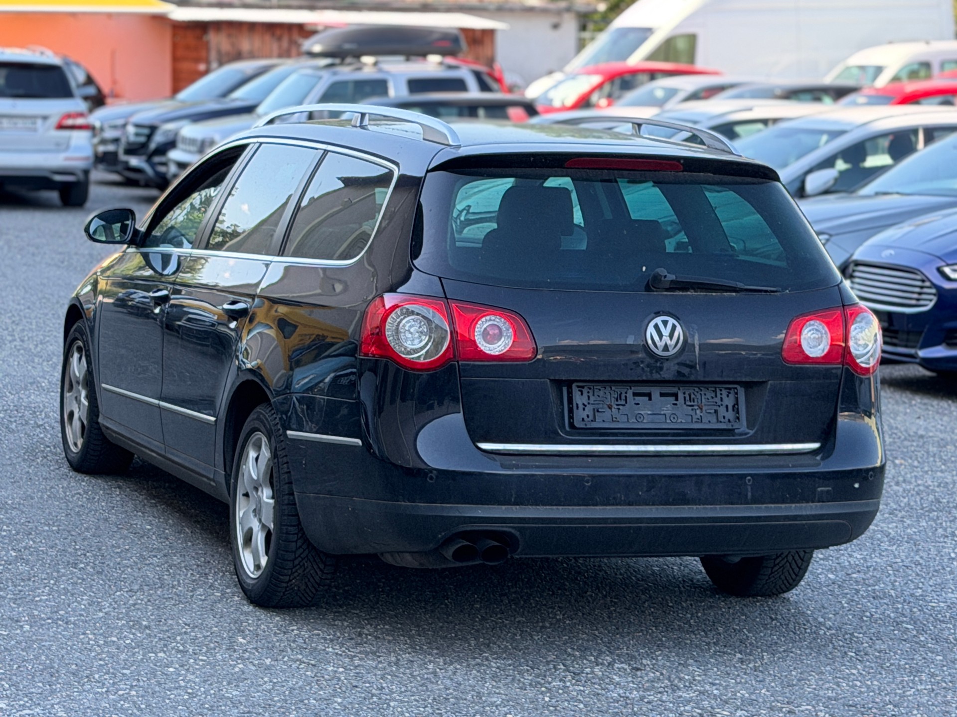 VW Passat Variant 2.0T FSI Highline-image-3