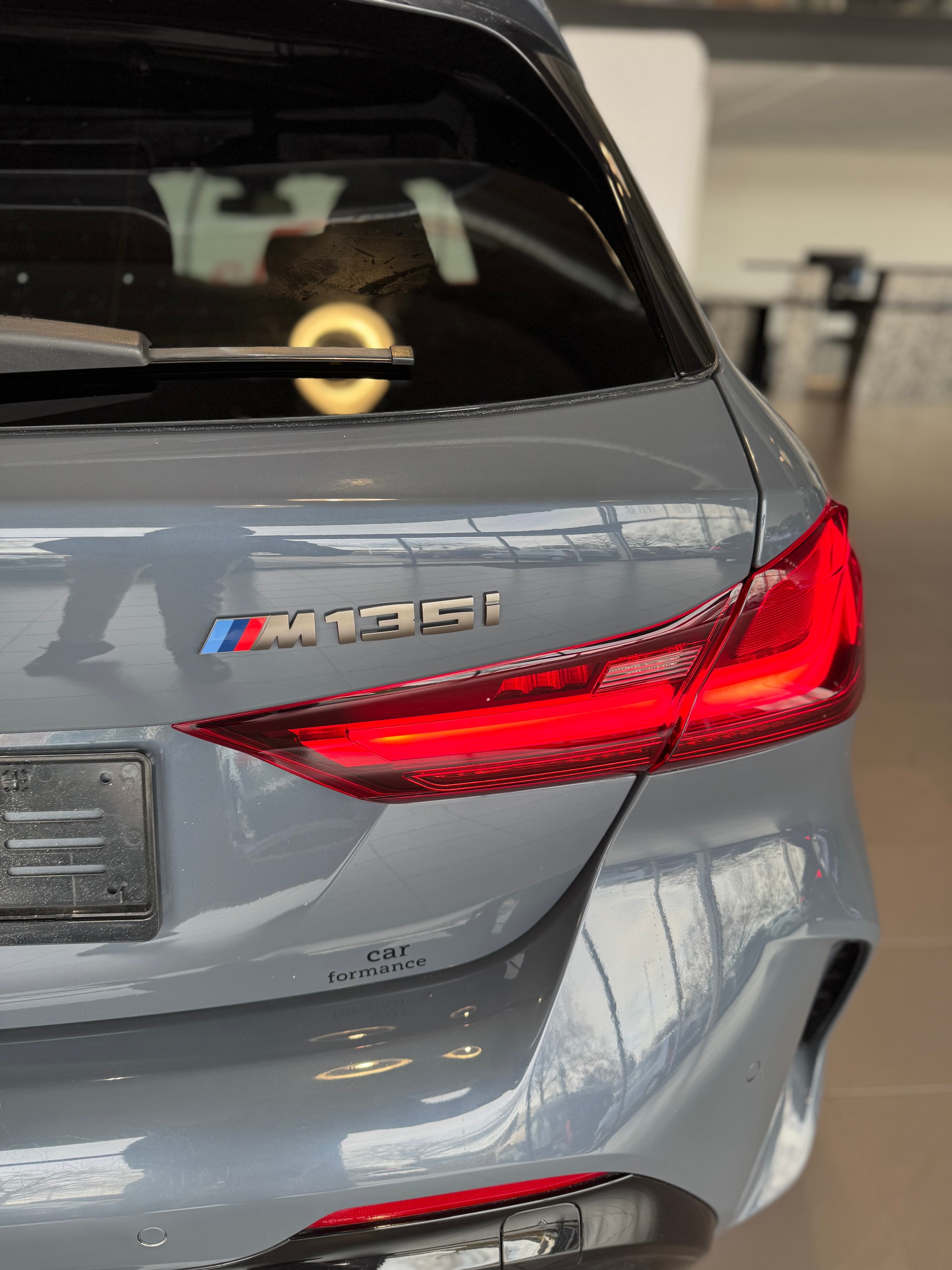 BMW M135i xDrive Steptronic-image-12