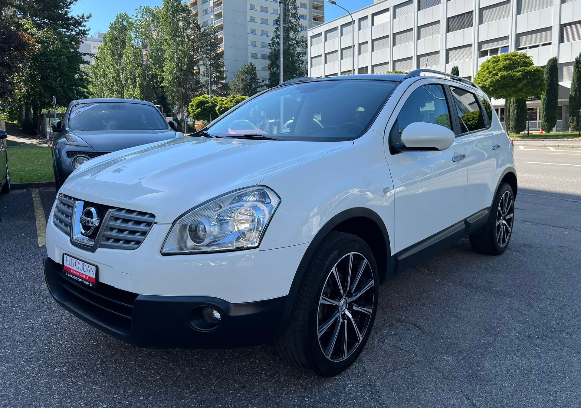 NISSAN Qashqai 2.0 4WD tekna-image-0