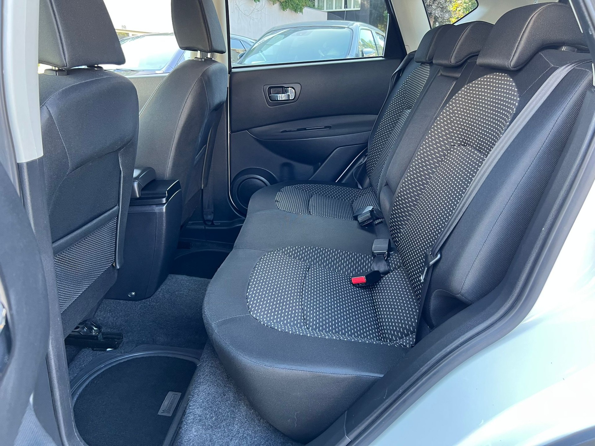 NISSAN Qashqai 2.0 4WD tekna-image-10