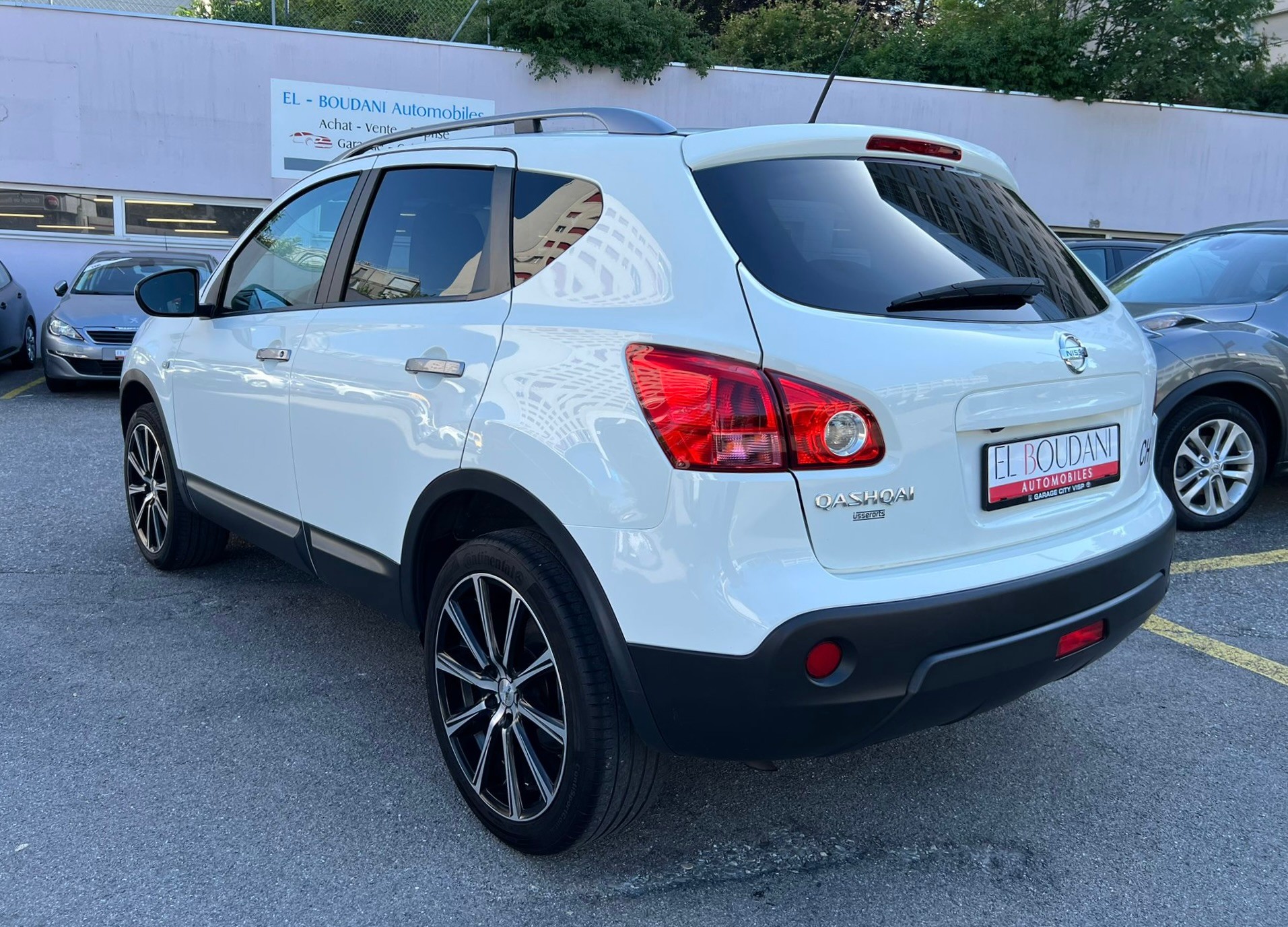 NISSAN Qashqai 2.0 4WD tekna-image-3