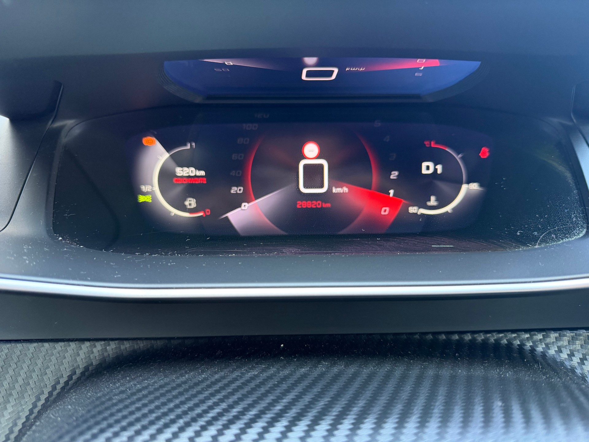 PEUGEOT 208 1.2 PureTech GT Line EAT8-image-15