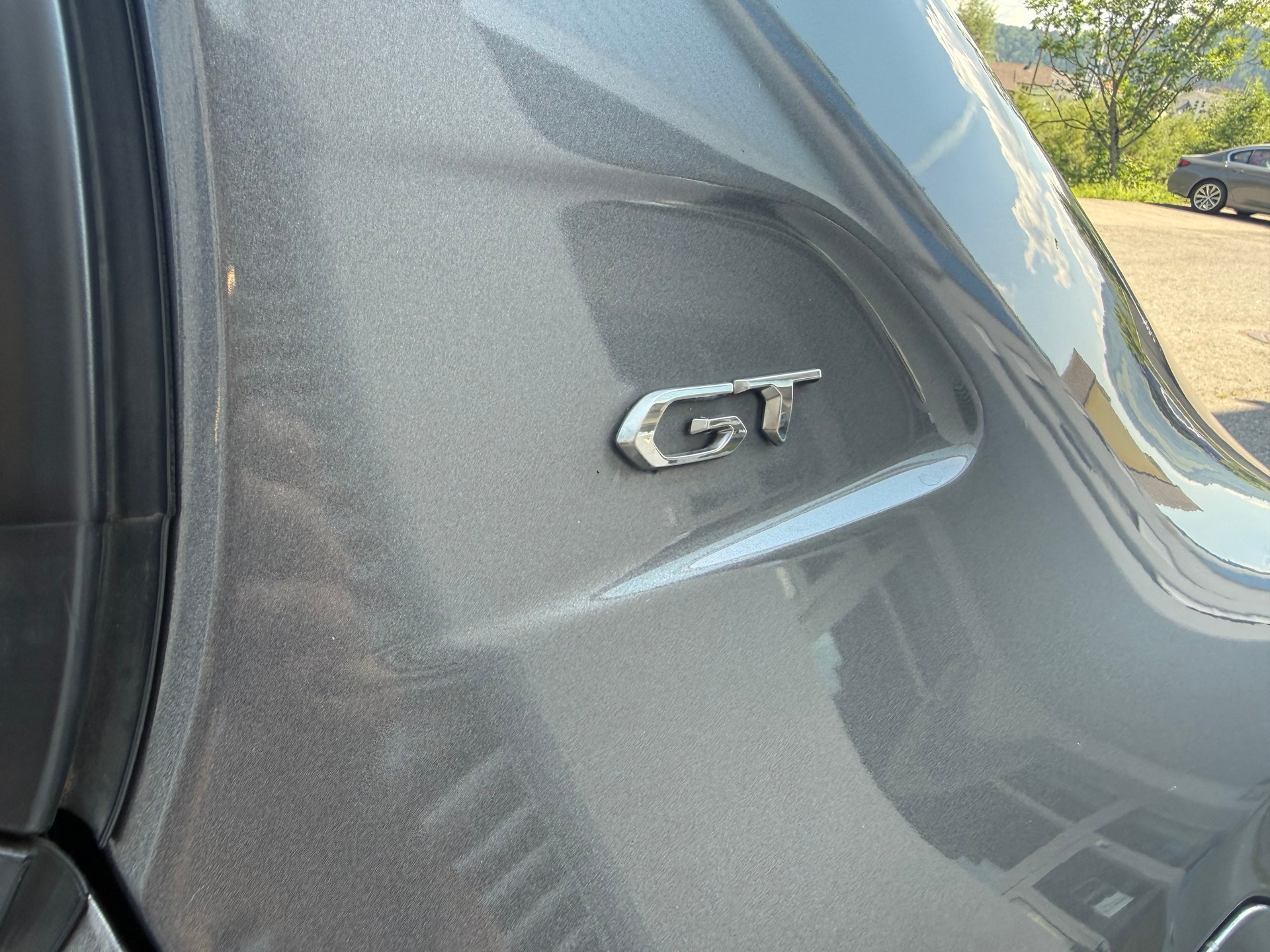 PEUGEOT 208 1.2 PureTech GT Line EAT8-image-24