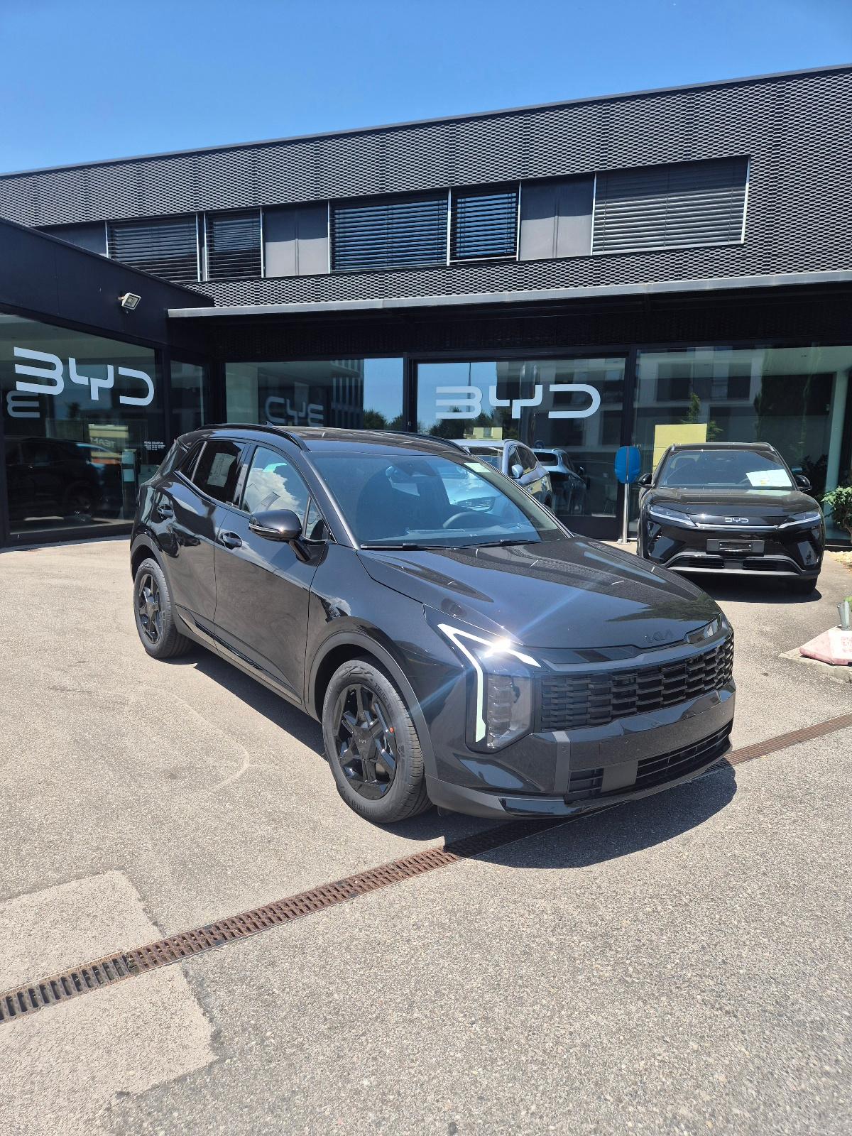 KIA Sportage 1.6 T-GDi Hybrid Black Edition-image-1