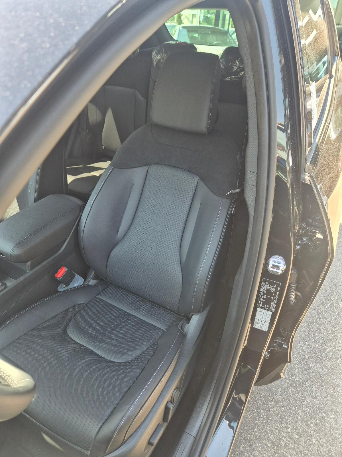 KIA Sportage 1.6 T-GDi Hybrid Black Edition-image-9