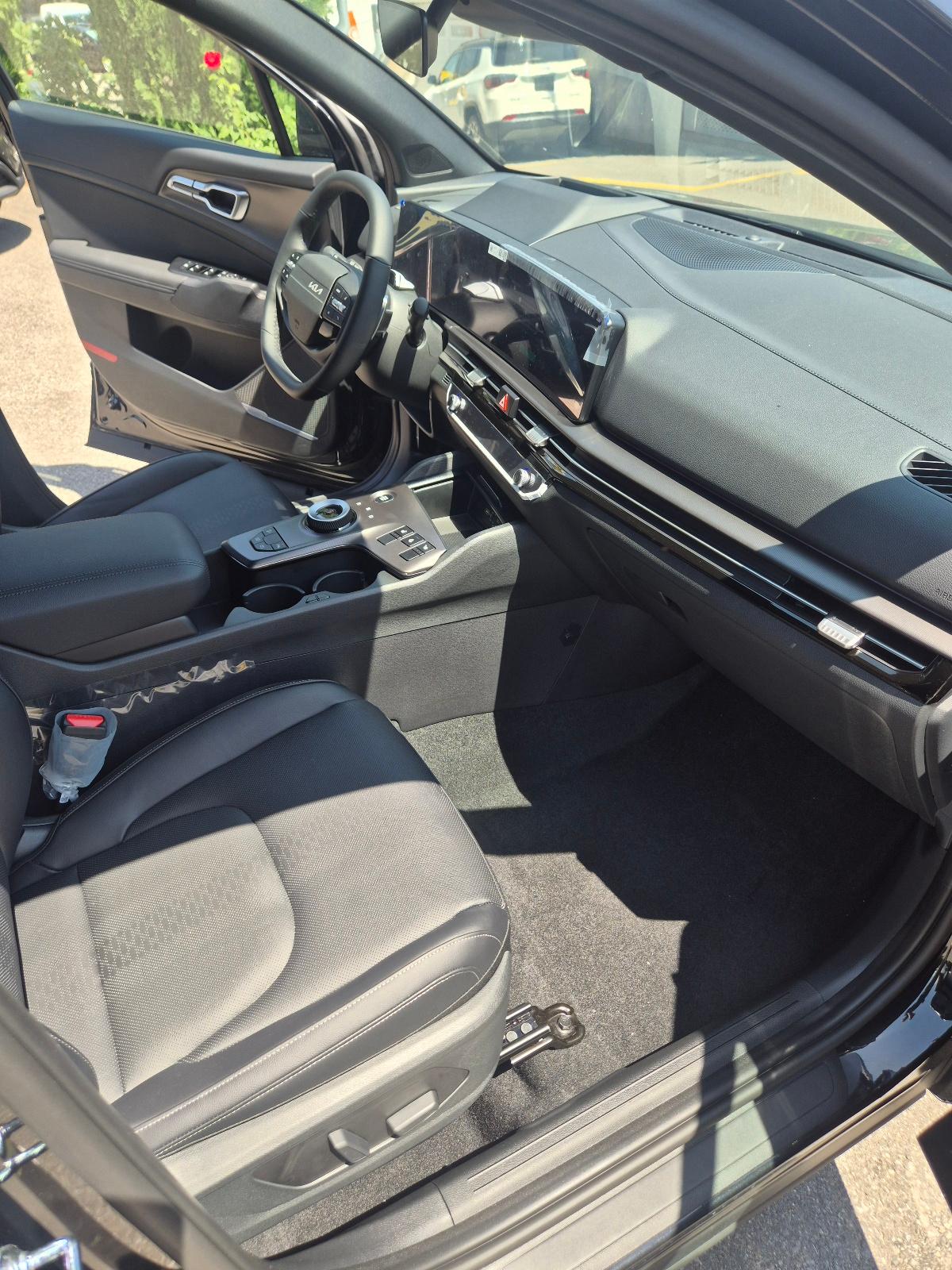 KIA Sportage 1.6 T-GDi Hybrid Black Edition-image-8