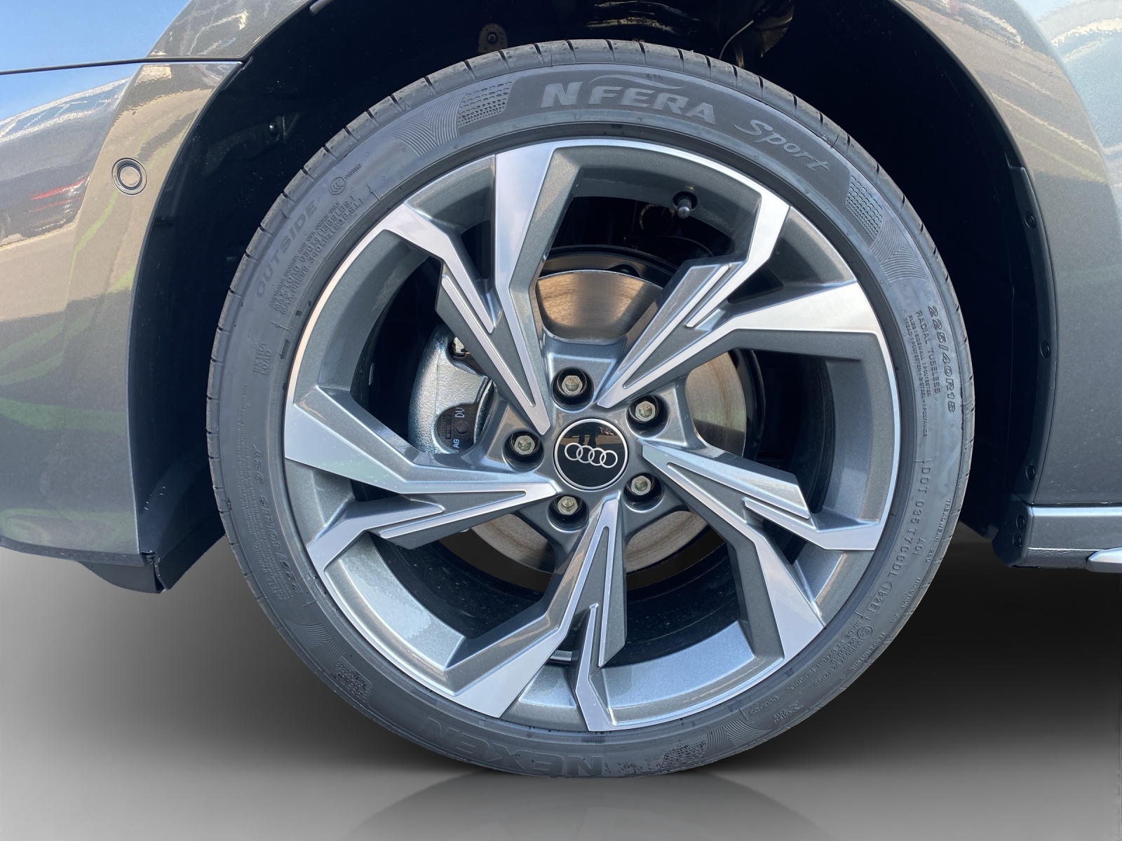 AUDI A3 Sportback TFSI 110 kW S line Attraction S tronic-image-15