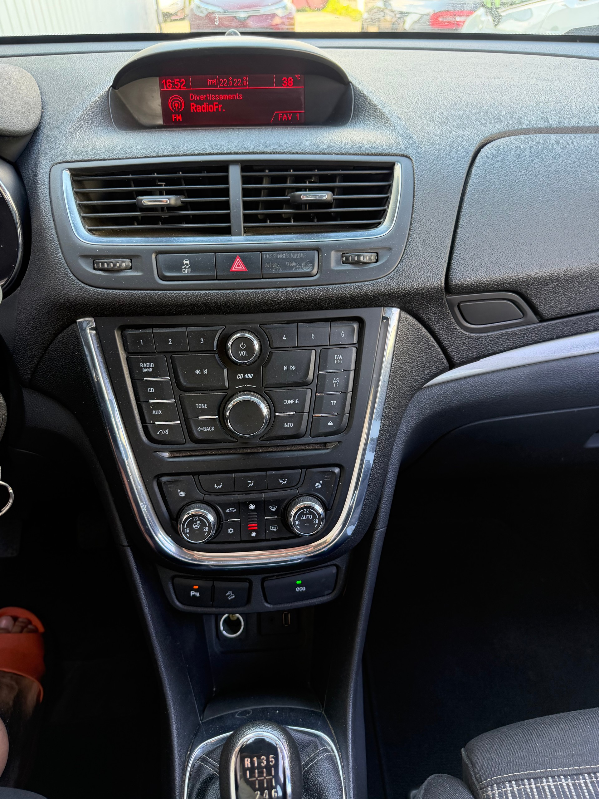 OPEL Mokka 1.4i 16V Turbo Enjoy 4WD-image-4
