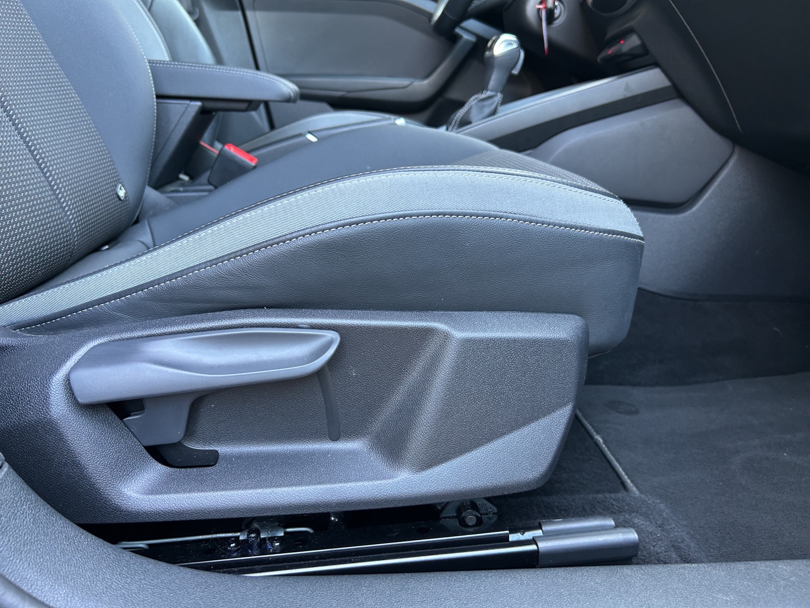 AUDI A1 allstreet 30 TFSI Attraction S-tronic-image-20