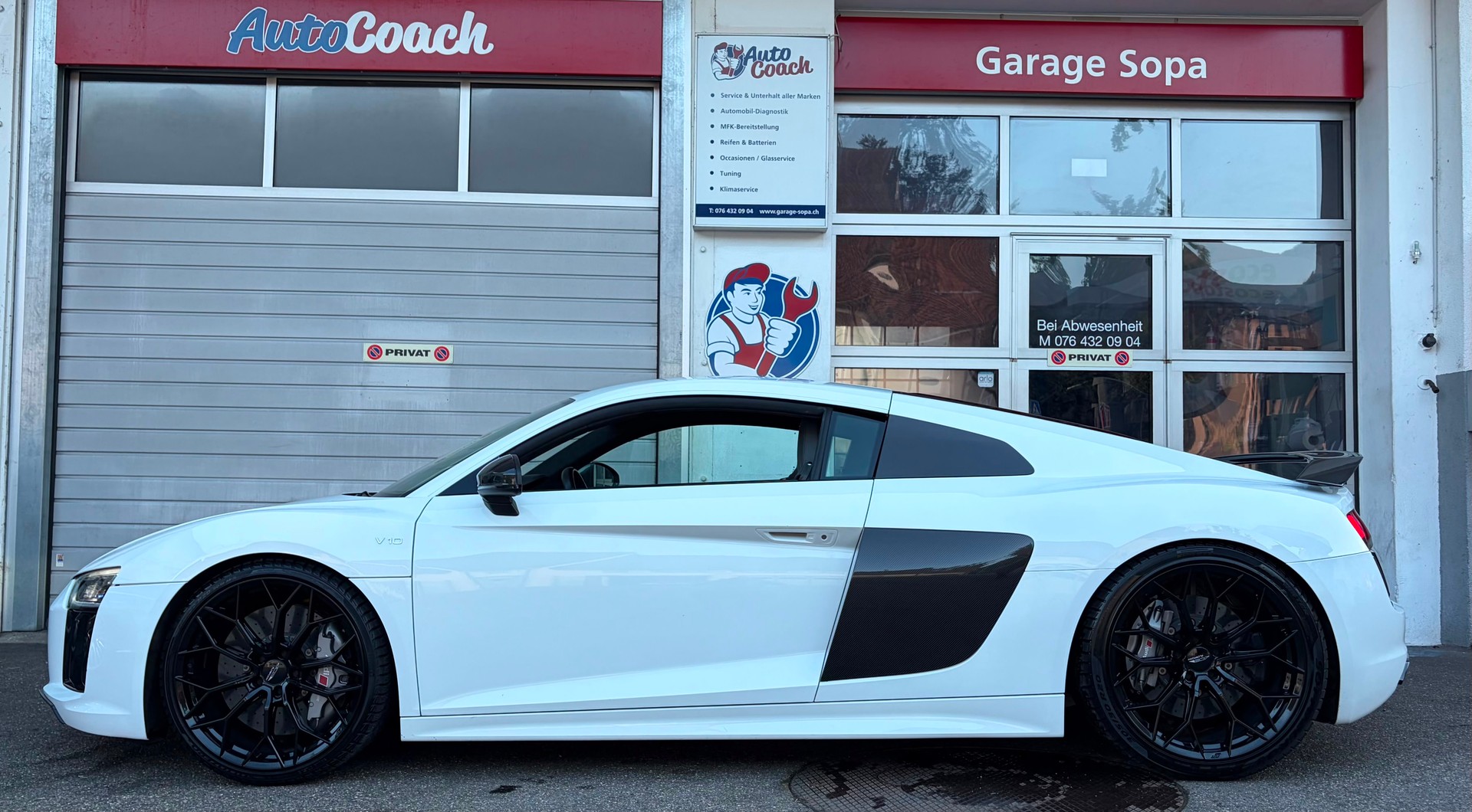 AUDI R8 Coupé 5.2 plus S-Tronic-image-3