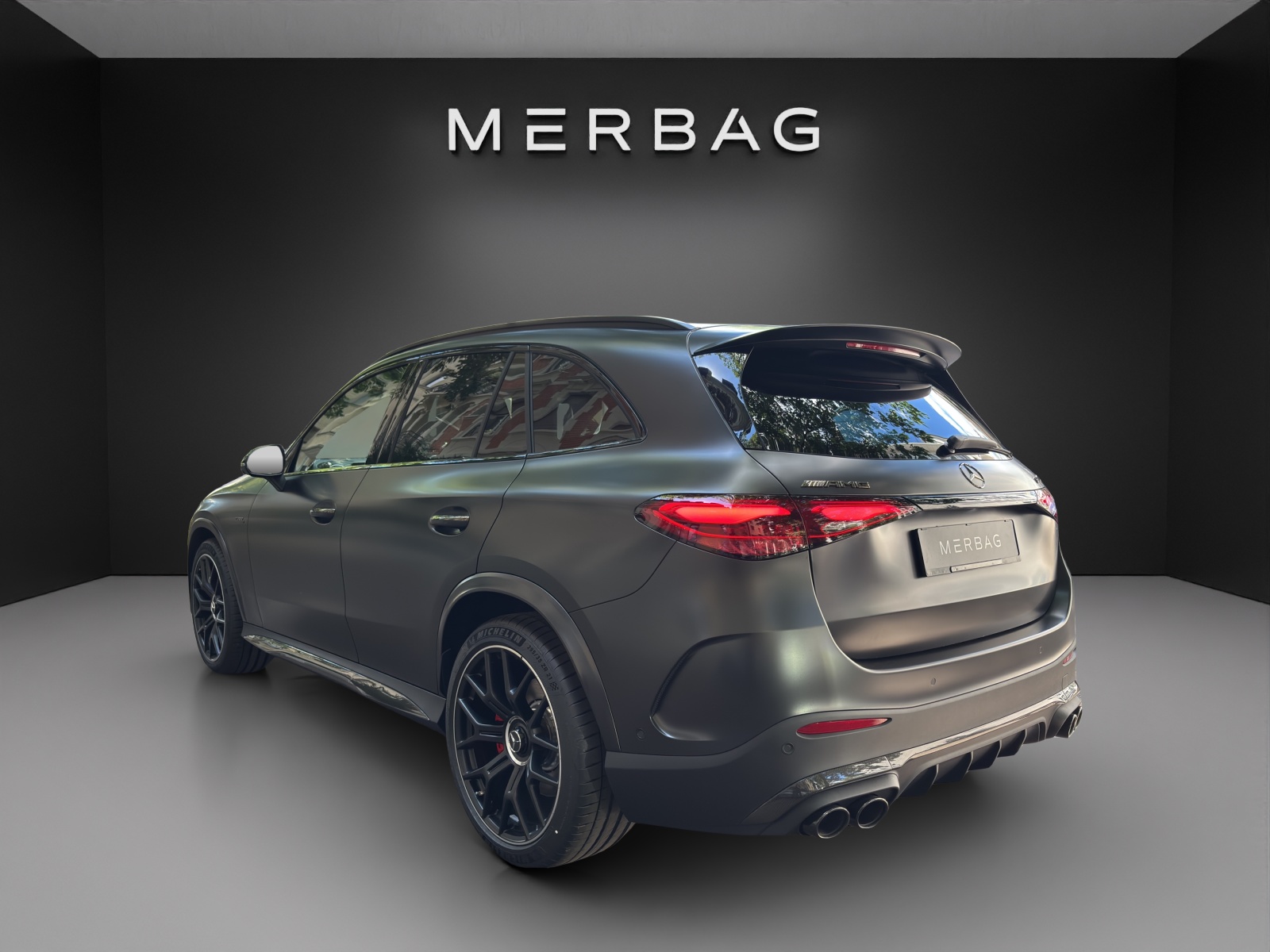 MERCEDES-BENZ GLC 53 AMG 4Matic+ 9G-Tronic-image-4