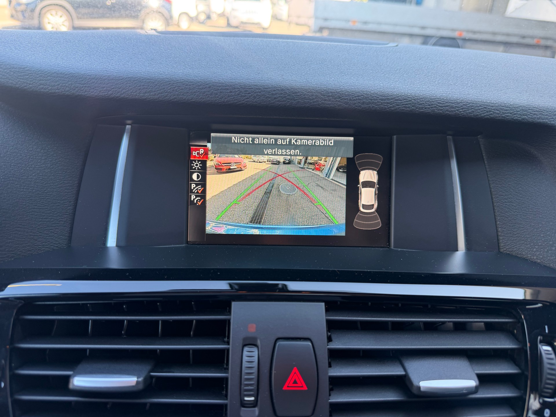 BMW X4 M 40i Steptronic-image-15