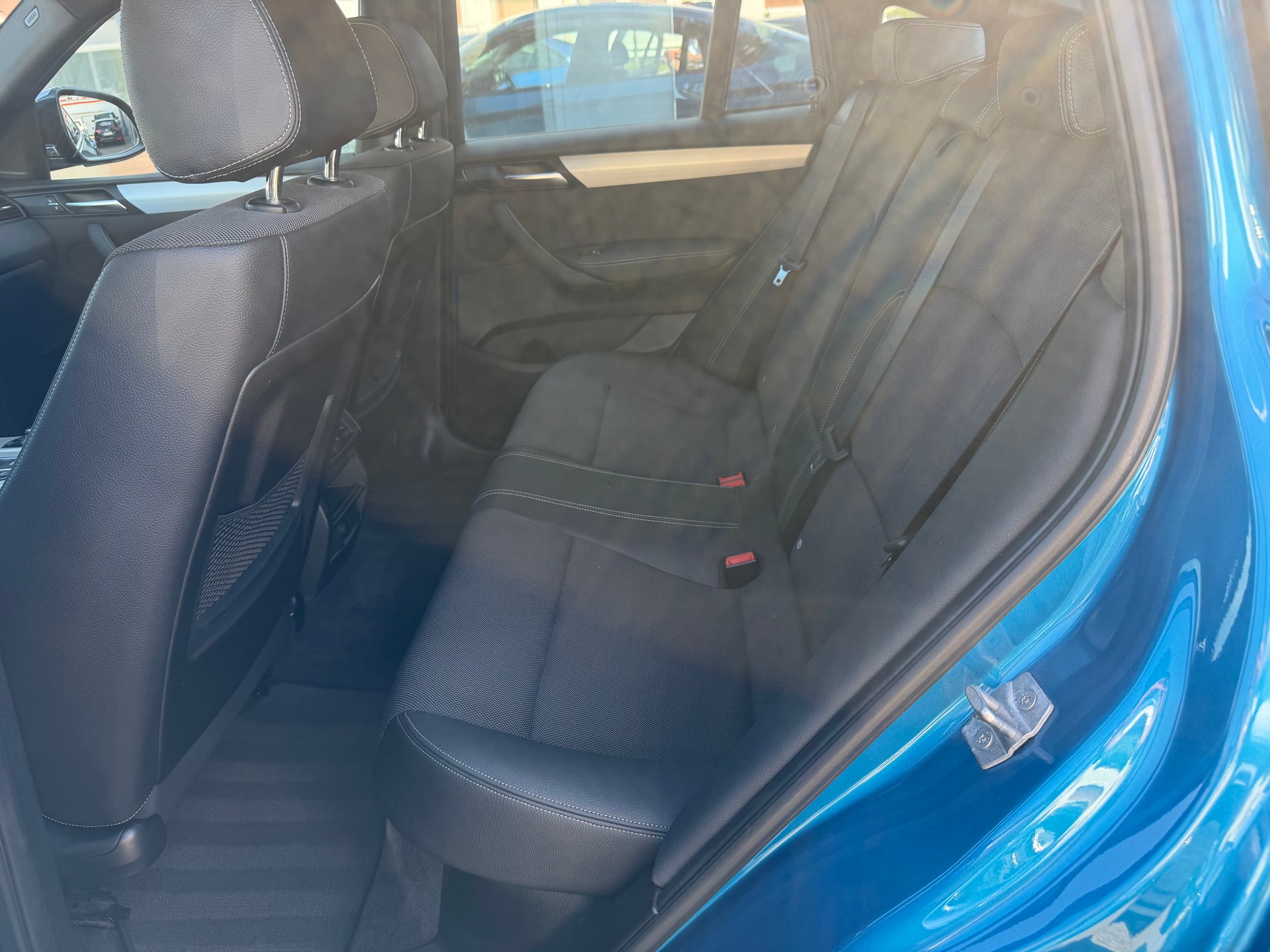 BMW X4 M 40i Steptronic-image-10