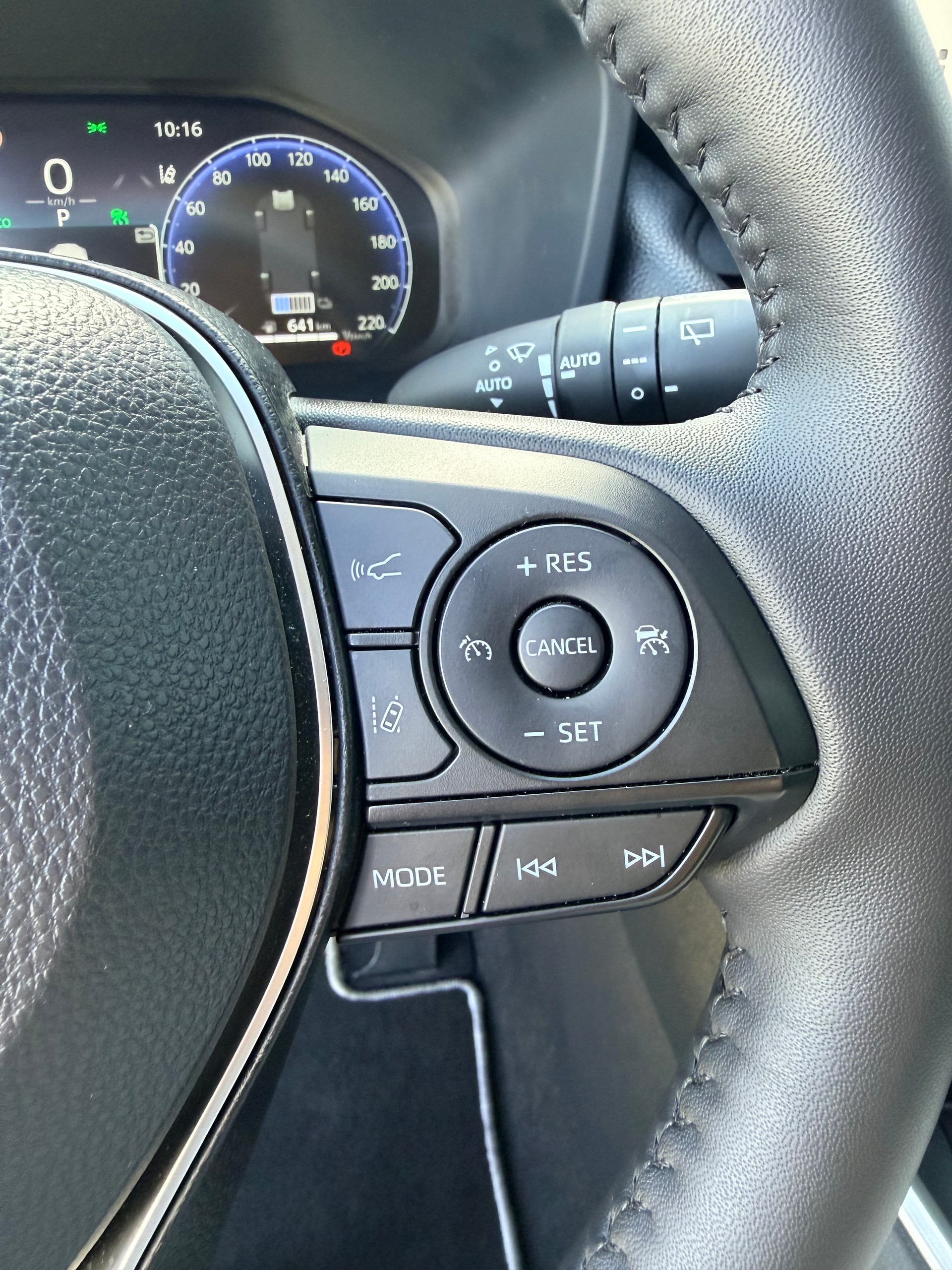 TOYOTA RAV-4 2.5 HSD Trend e-CVT-image-18