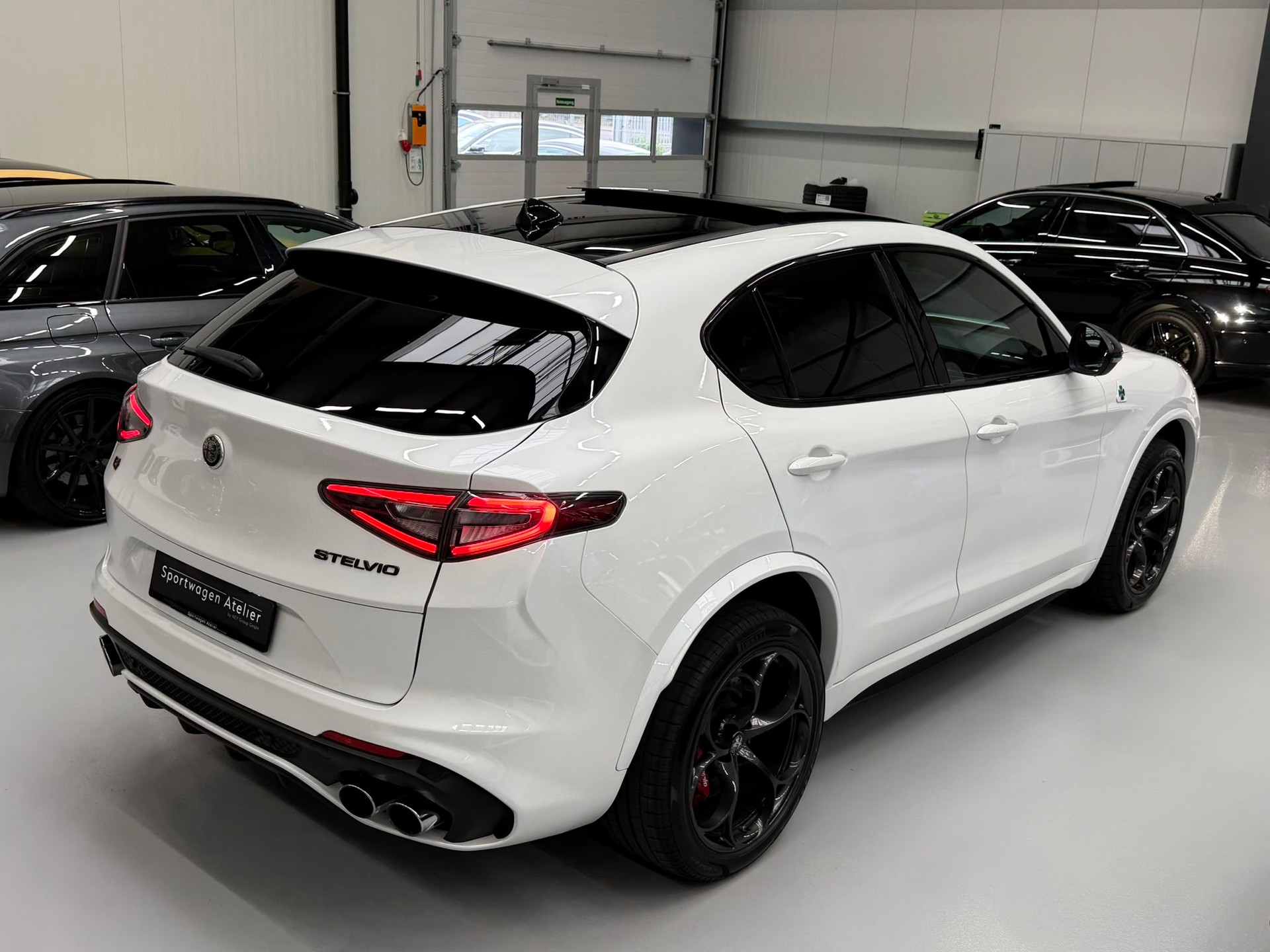 ALFA ROMEO Stelvio 2.9 V6 Quadrifoglio Q4 Automatic-image-12